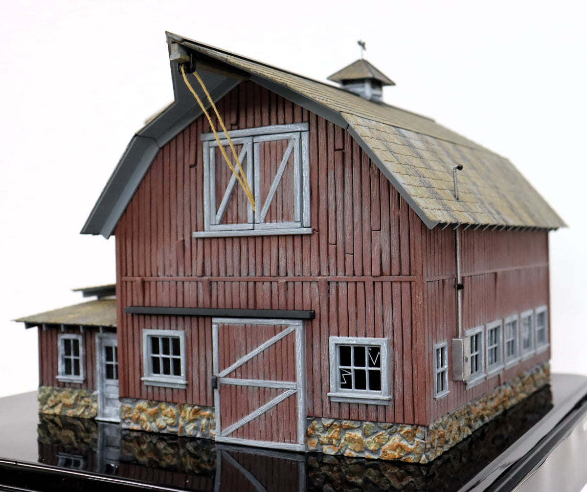 Woodland Scenics BR5865 - Old Weathered Barn - MrMuffin'sTrains