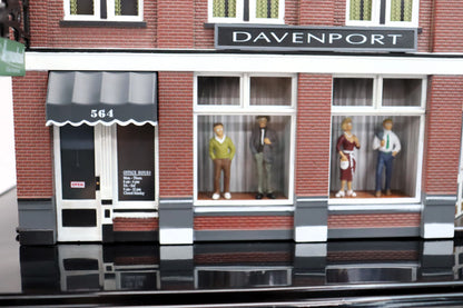 Woodland Scenics BR5847 - Davenports Department Store - MrMuffin'sTrains
