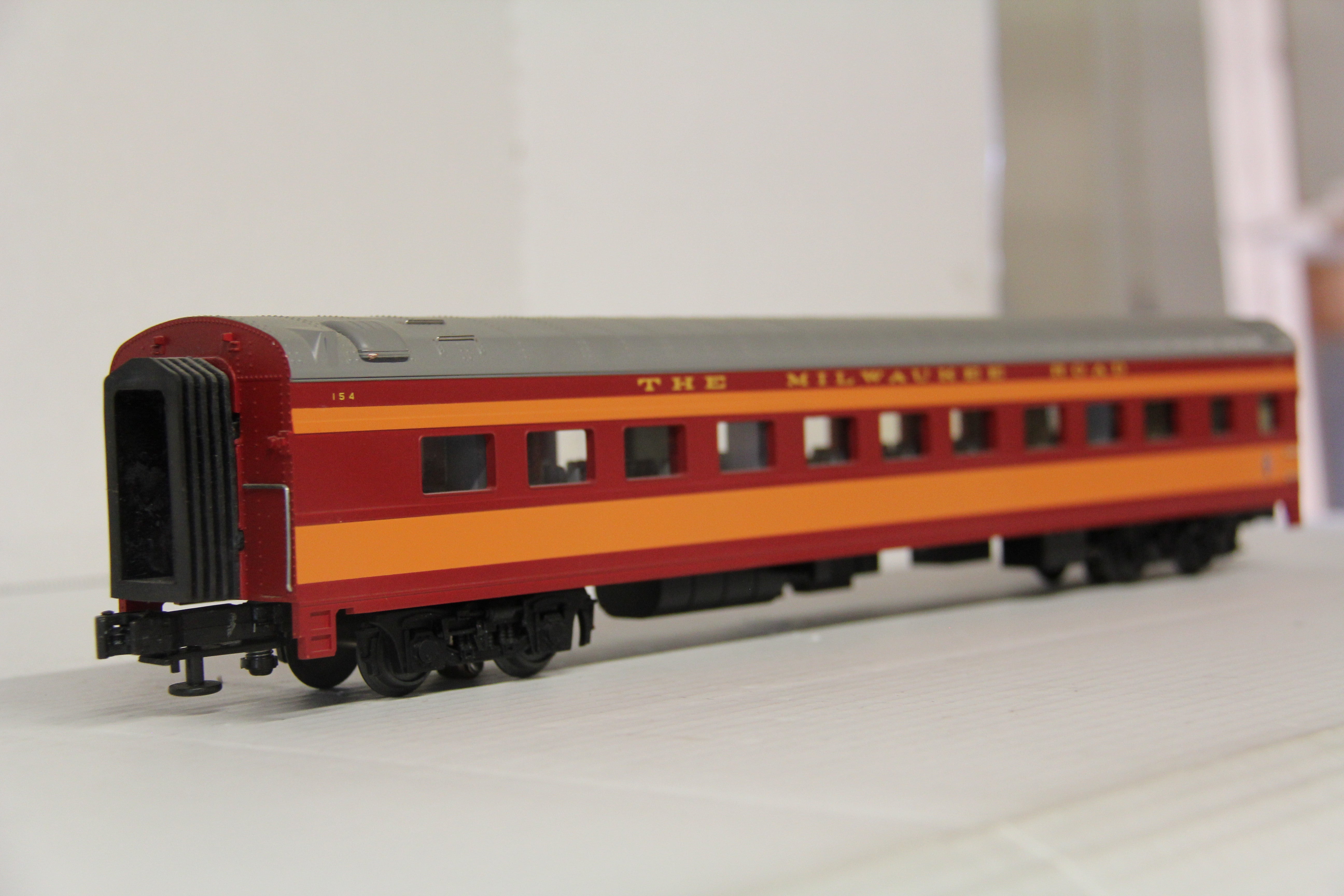 MTH Hiawatha Milwaukee Road Hiawatha Passenger 8 Car Set-Second hand-M6322