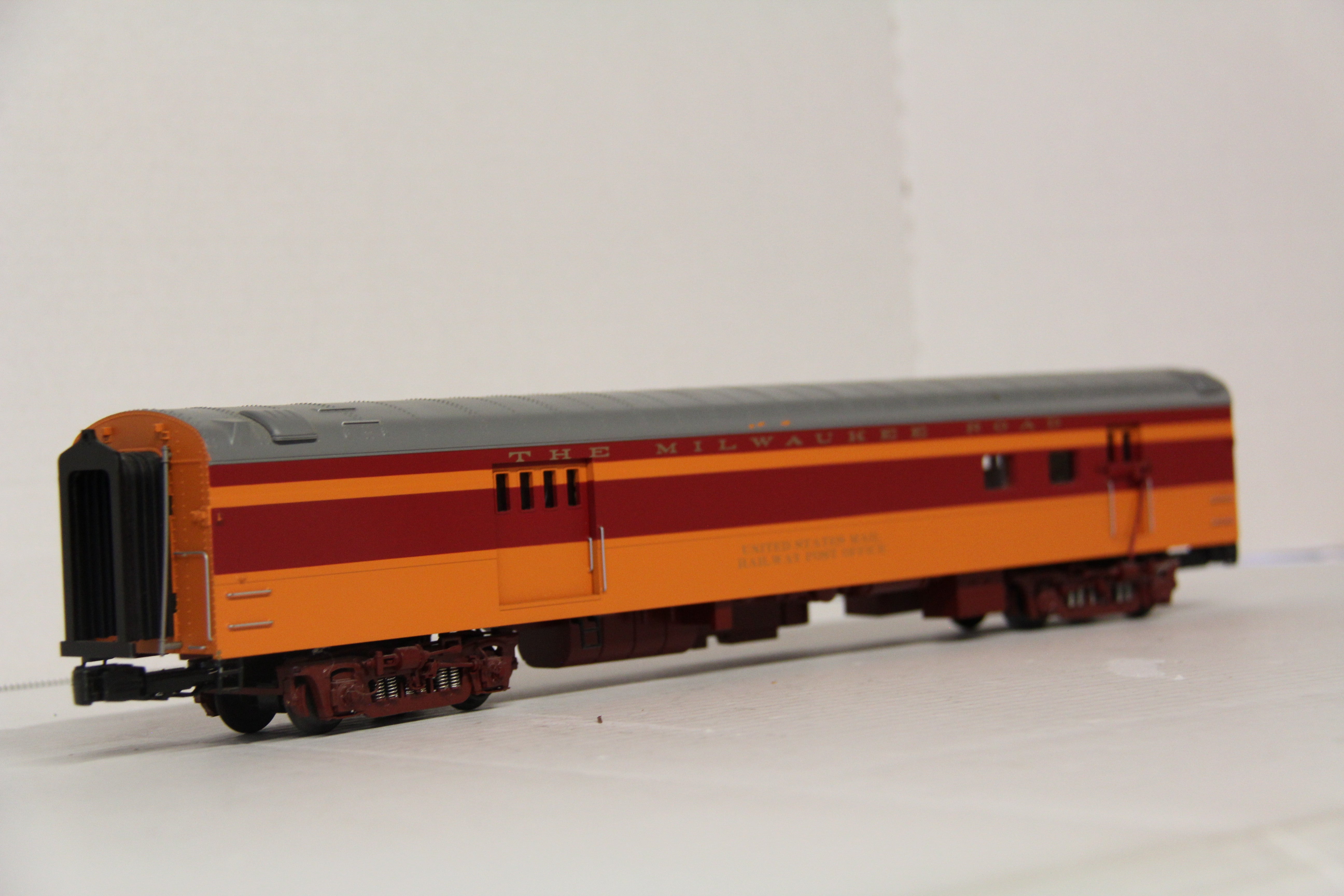 MTH Hiawatha Milwaukee Road Hiawatha Passenger 8 Car Set-Second hand-M6322