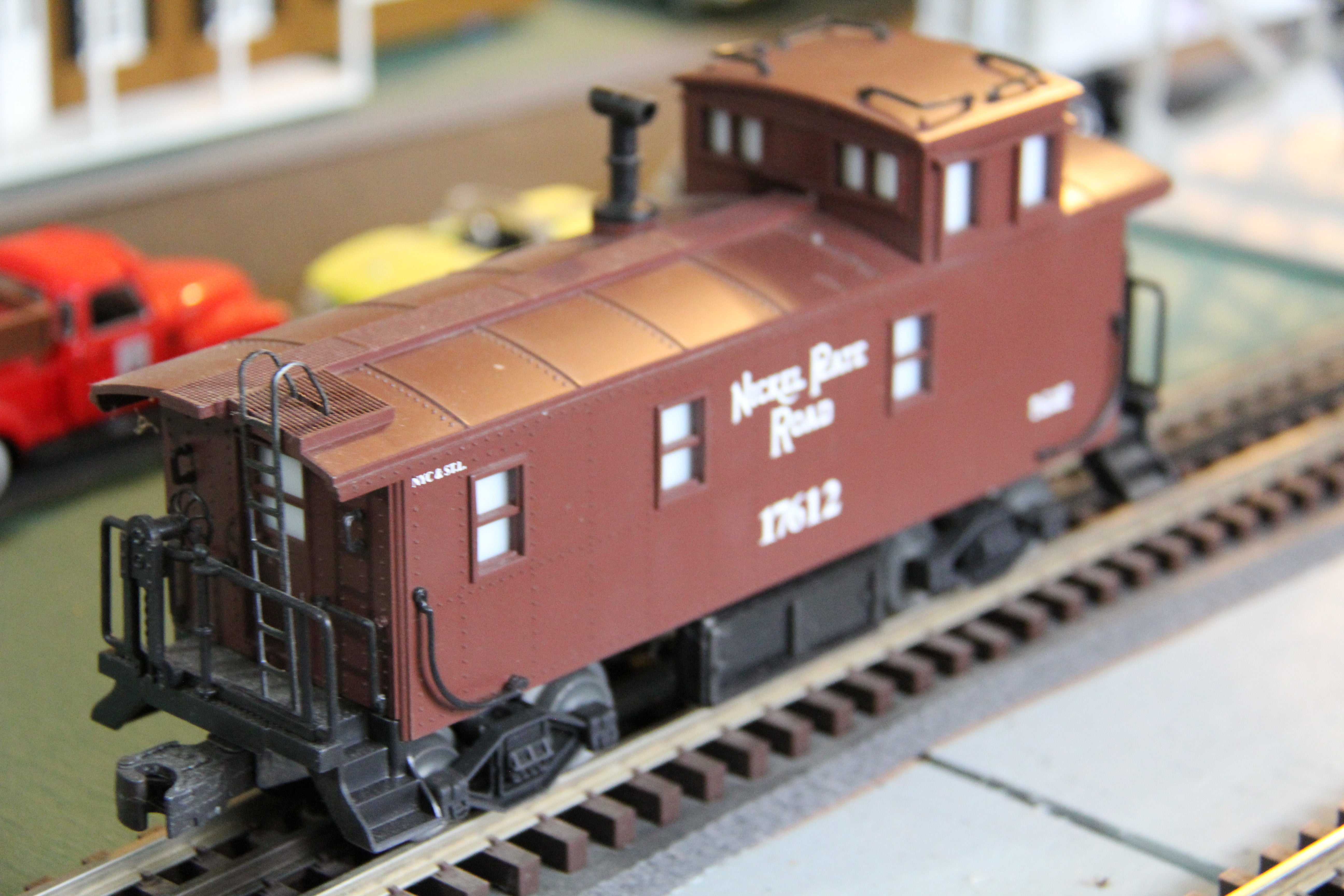 Lionel 6-17612 Nickel Plate Road Caboose-Second hand-M4267