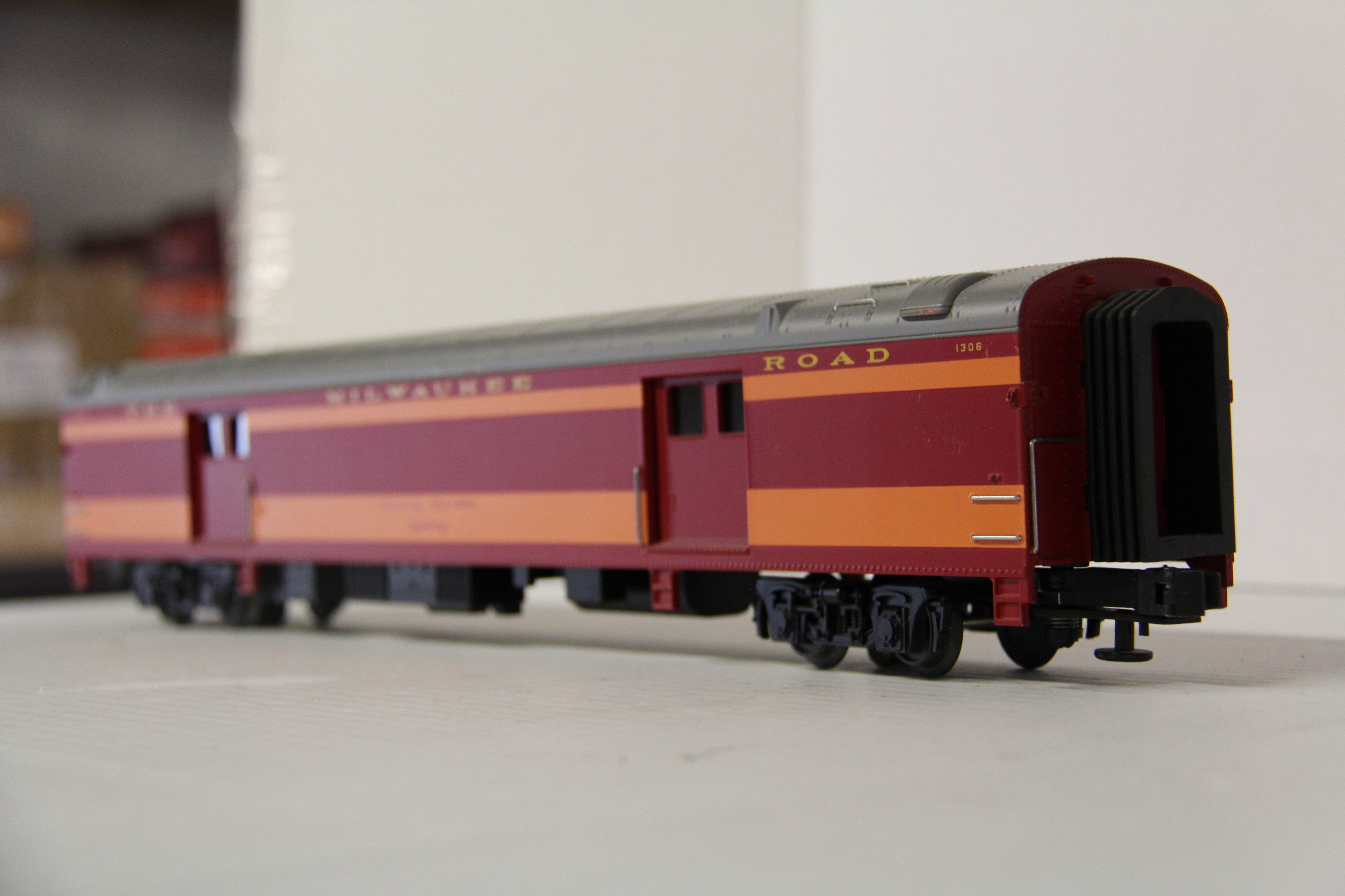 MTH Hiawatha Milwaukee Road Hiawatha Passenger 8 Car Set-Second hand-M6322