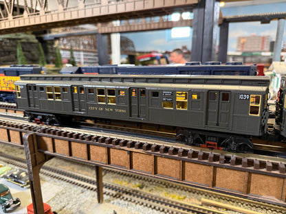 MTH 20-21940-1 - R1 Subway Set "Metropolitan Transportation Authority" w/ PS3 (4-Car) - MrMuffin'sTrains