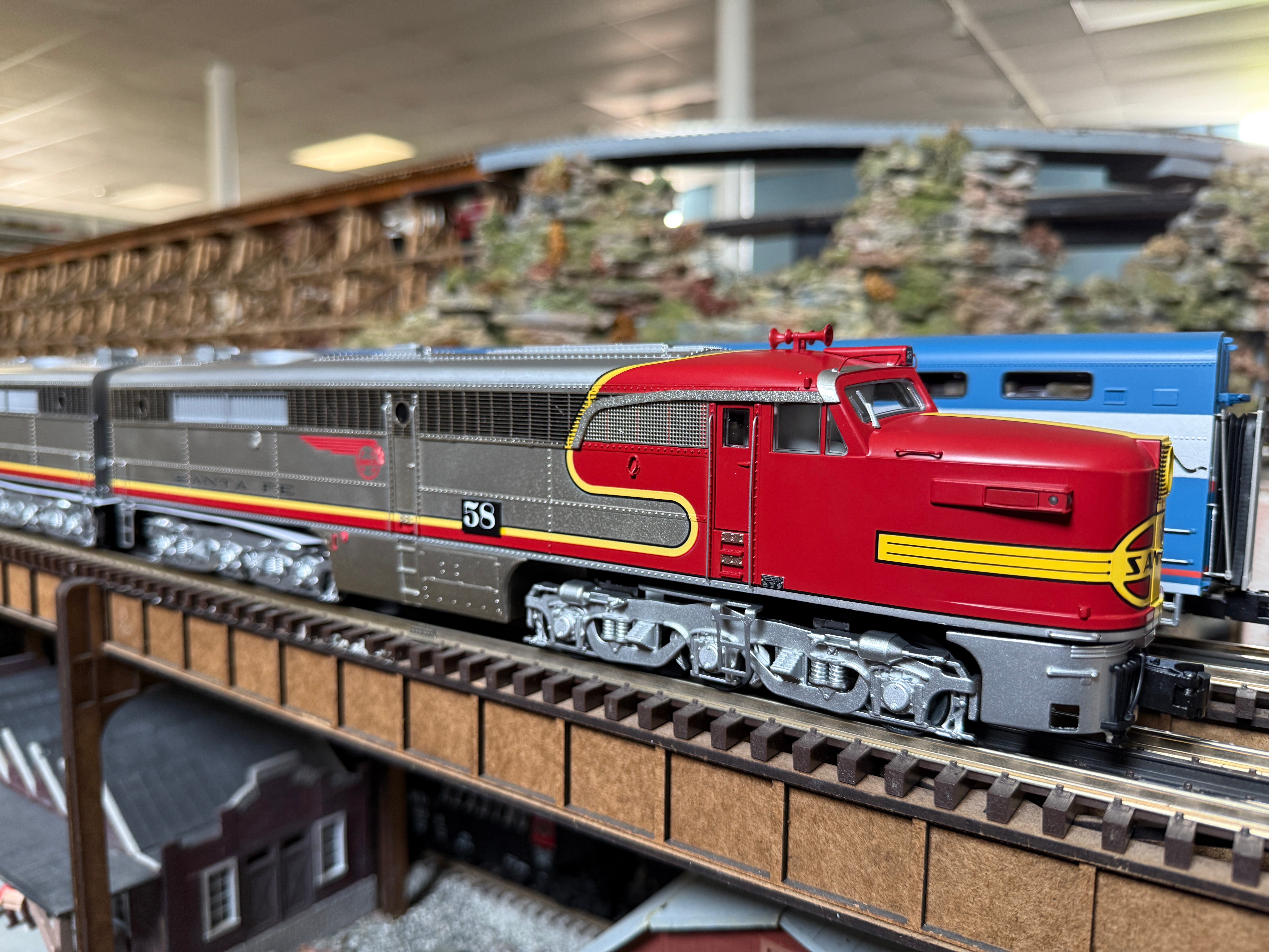 Lionel 2533260 - Legacy PA AA Diesel Locomotive "Santa Fe" #58L-B