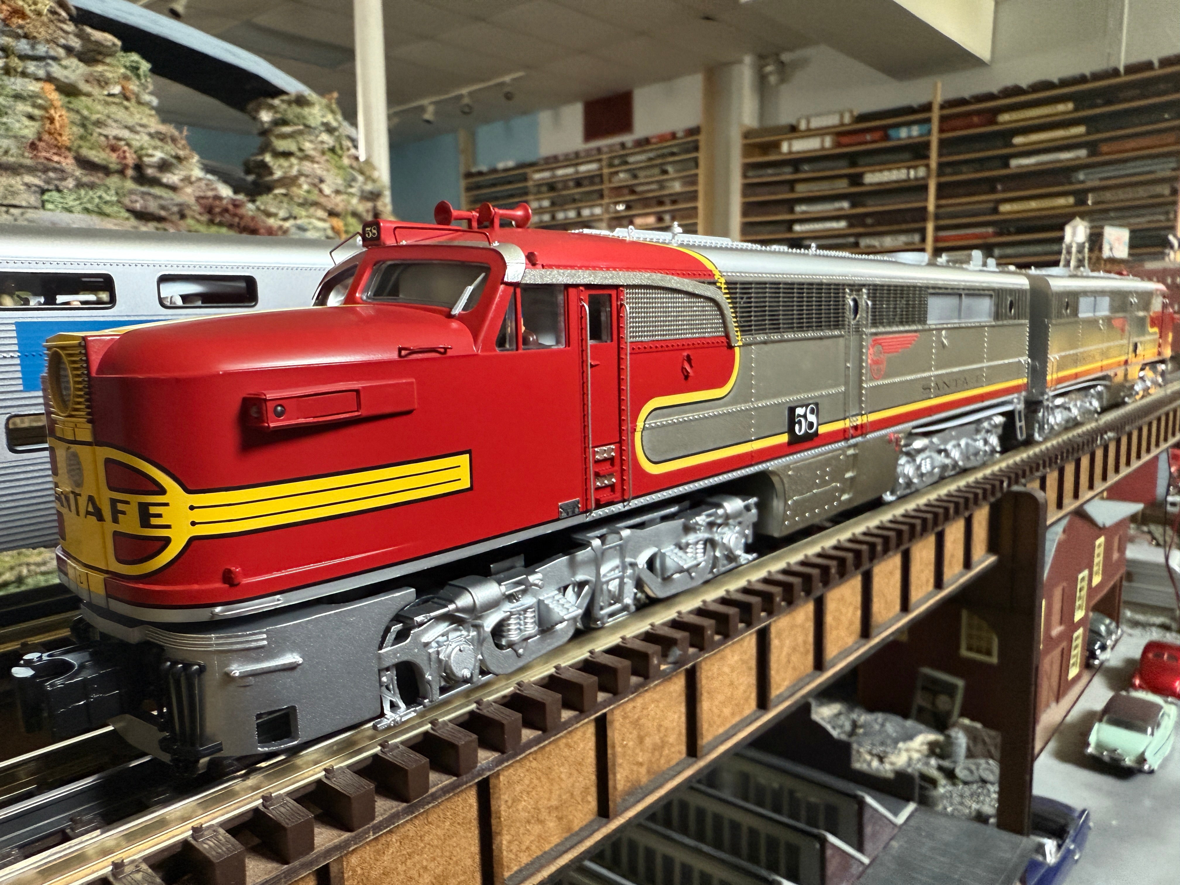 Lionel 2533260 - Legacy PA AA Diesel Locomotive "Santa Fe" #58L-B