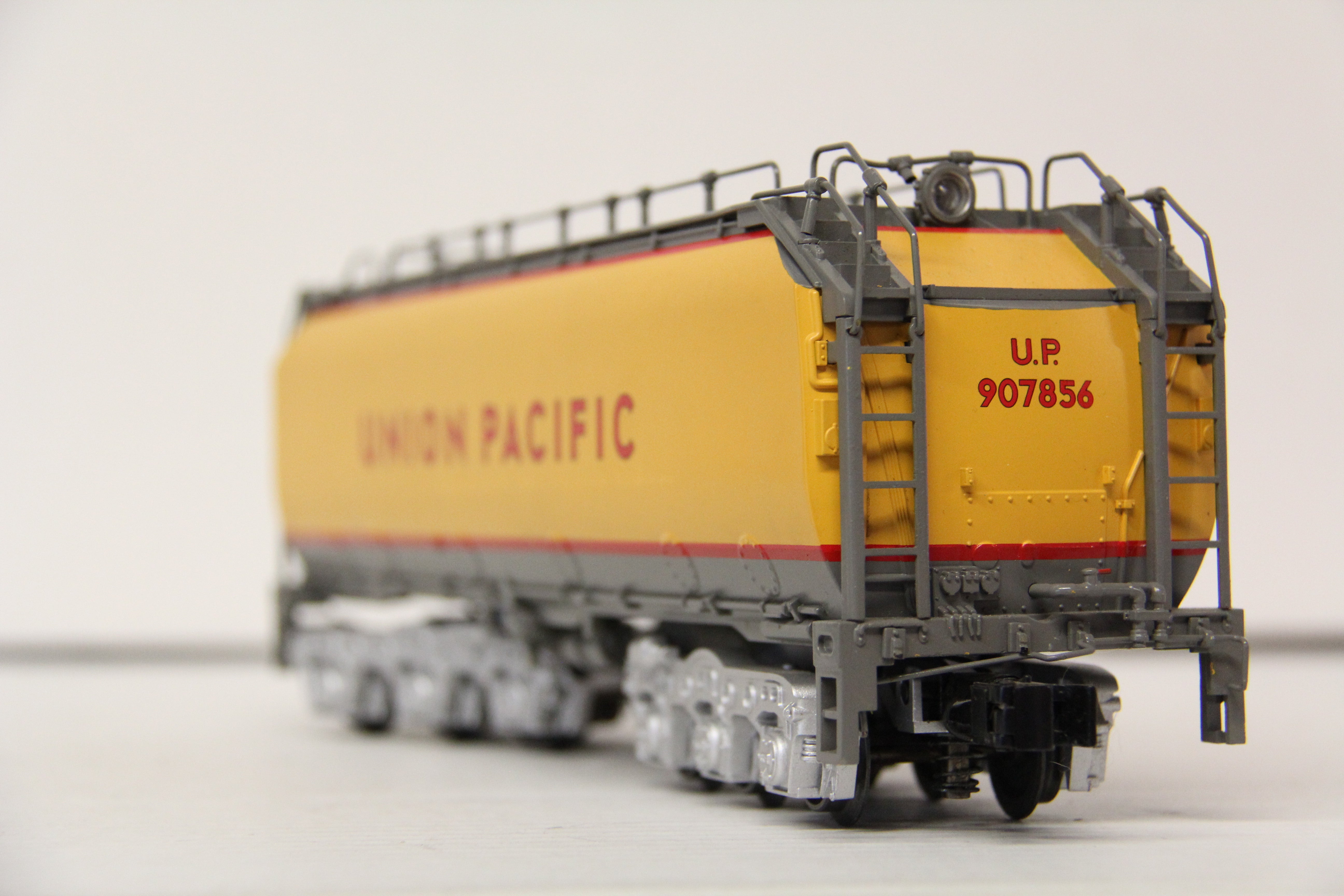 Lionel 6-28087 Union Pacific (TMCC) Auxiliary Water Tender #907856-Second hand-M6309