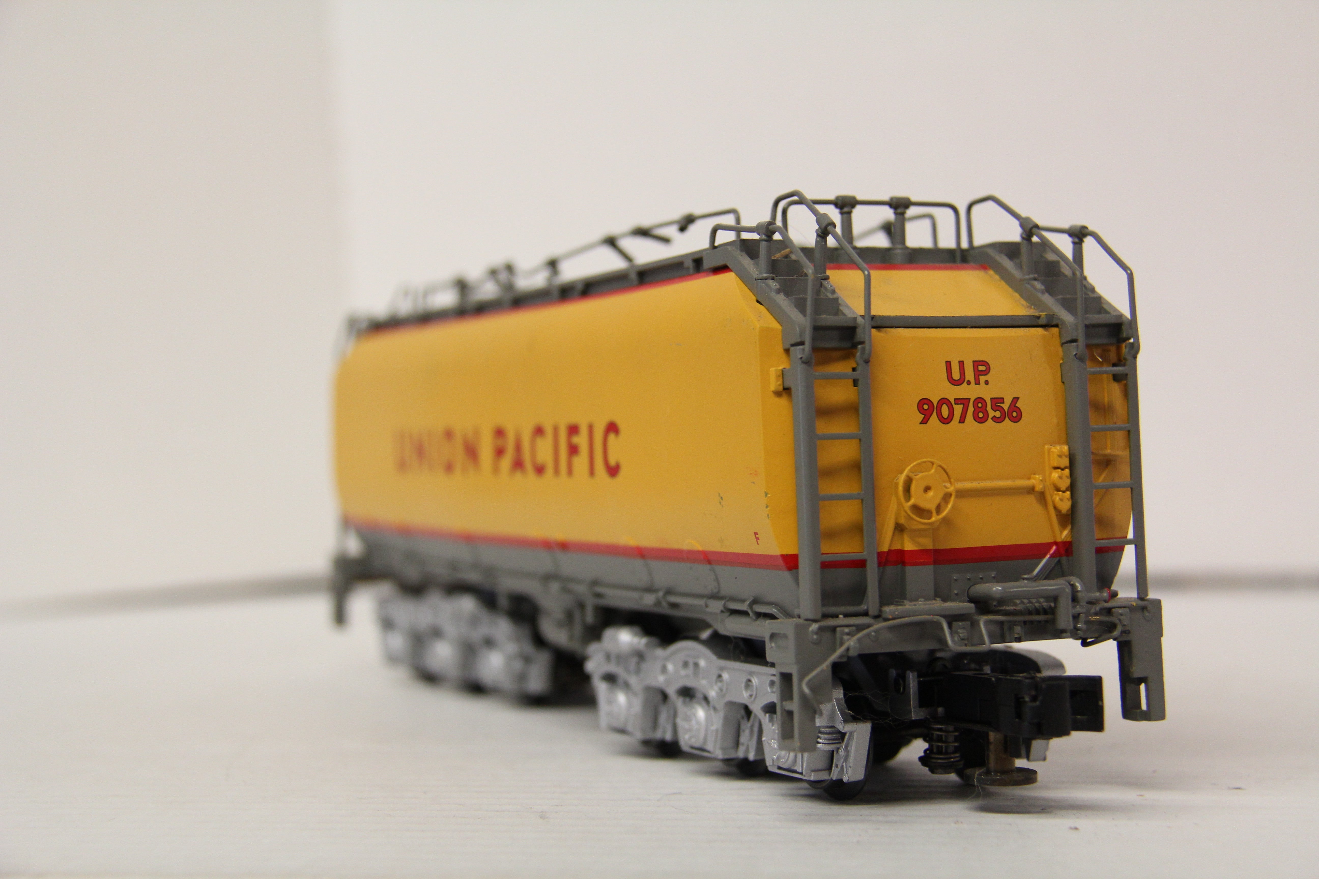 Lionel 6-28087 Union Pacific (TMCC) Auxiliary Water Tender #907856-Second hand-M6310