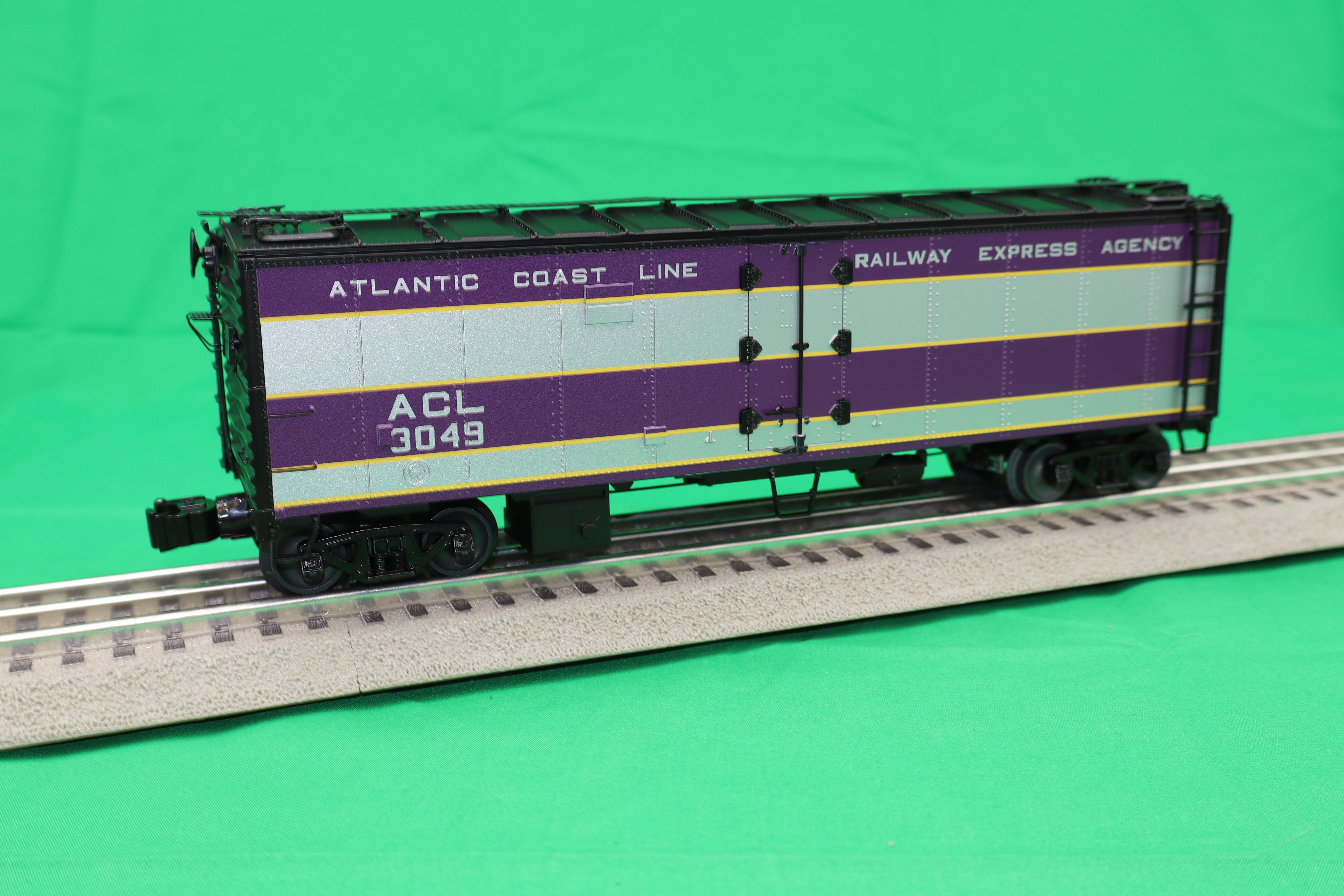 Lionel 2526310 - Hotbox Reefer Car "Atlantic Coast Line" #3049