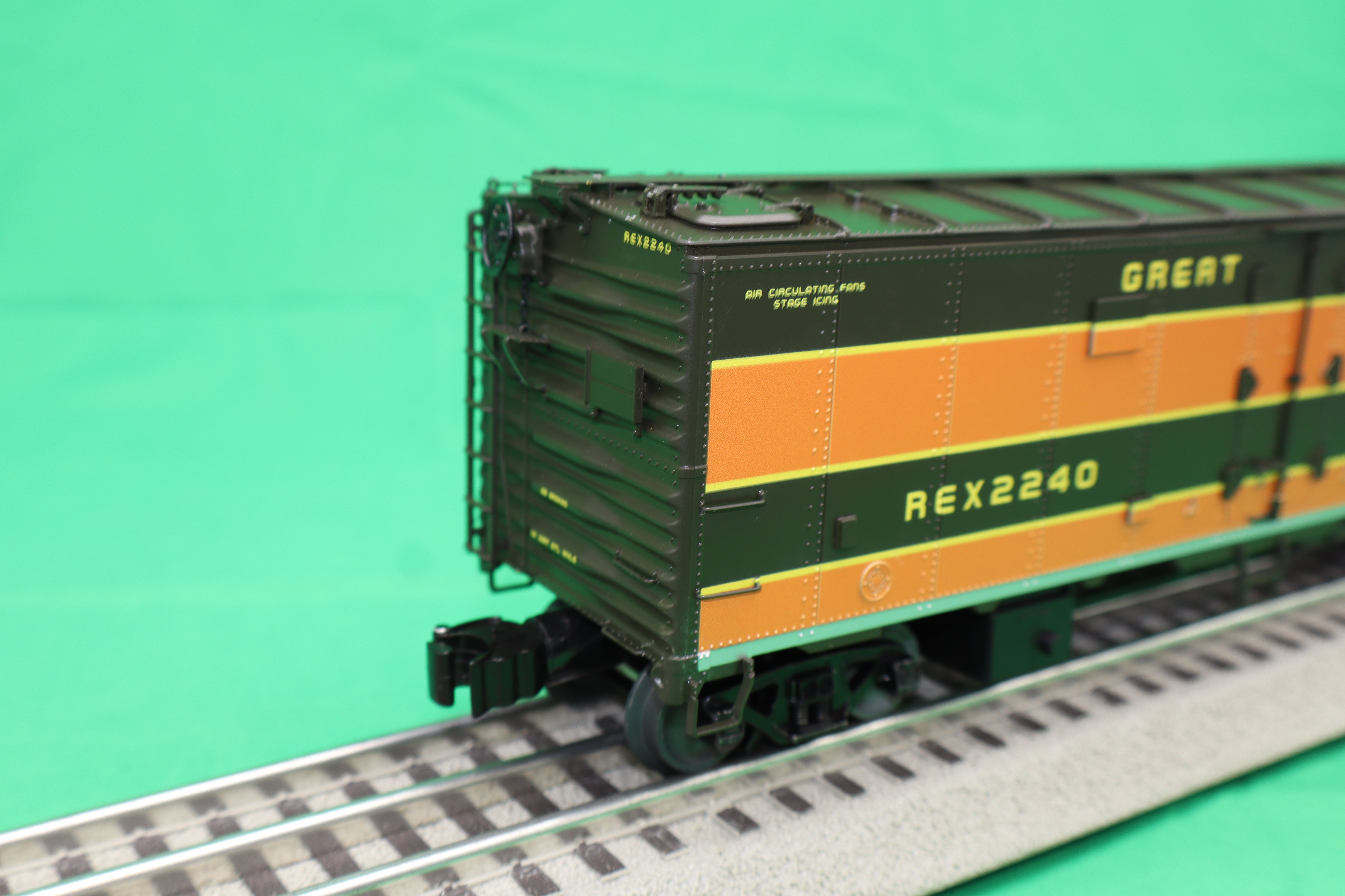 Lionel 2526320 - Hotbox Reefer Car "Great Northern" #2240