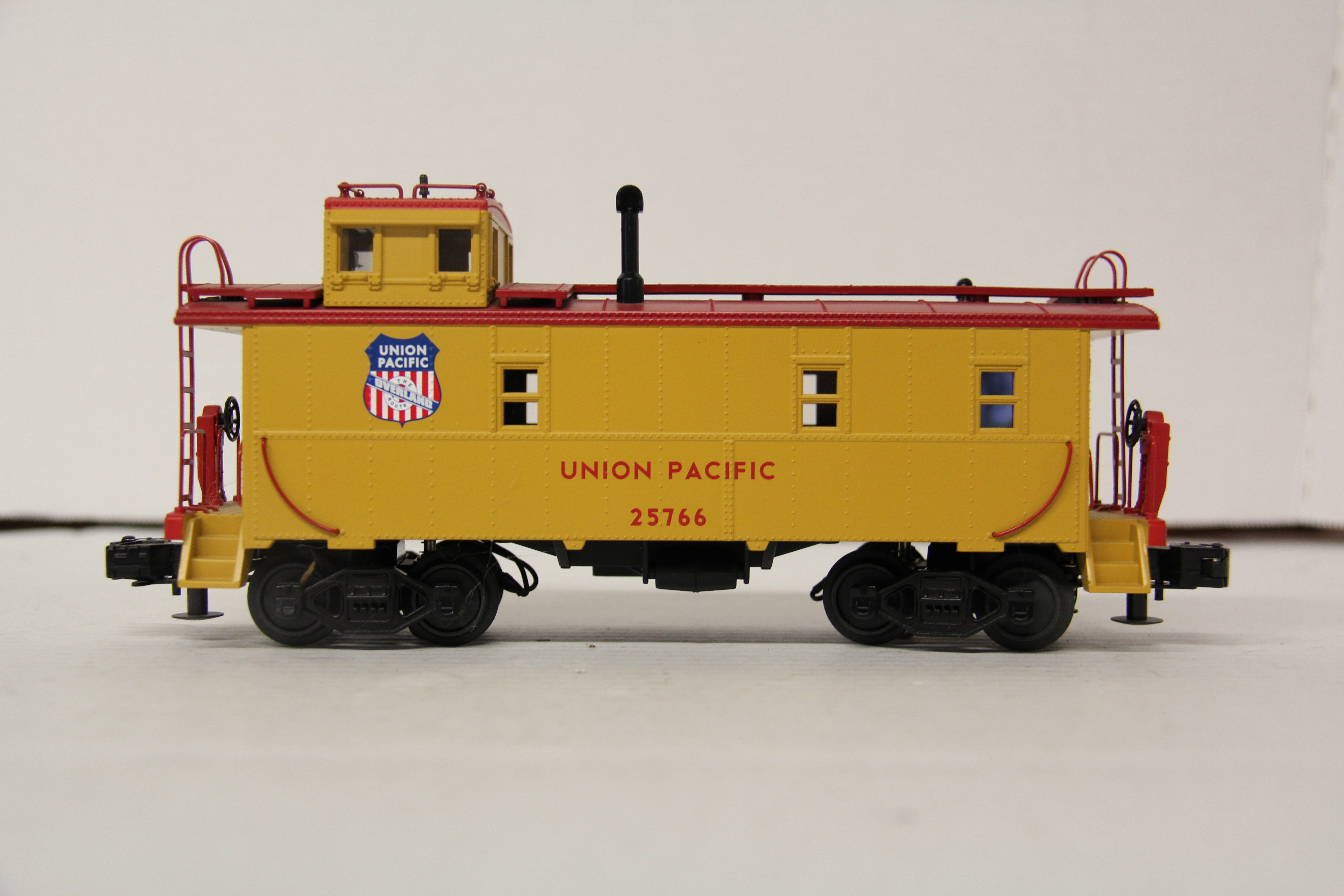 MTH 30-77006 Union Pacific Offset Steel Caboose-Second hand-M6316