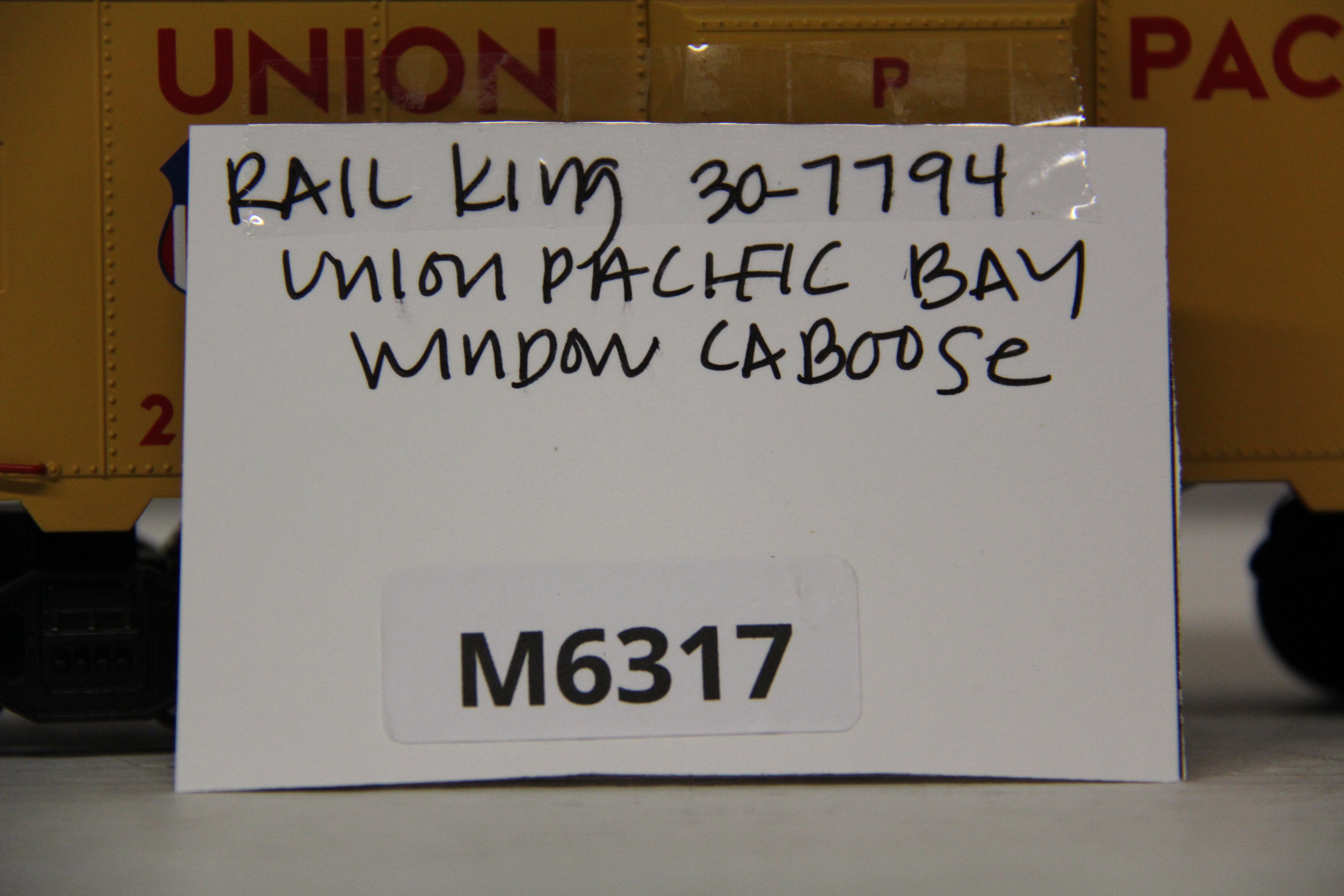 Rail King 30-7794 Union Pacific Bay Window Caboose-Second hand-M6317