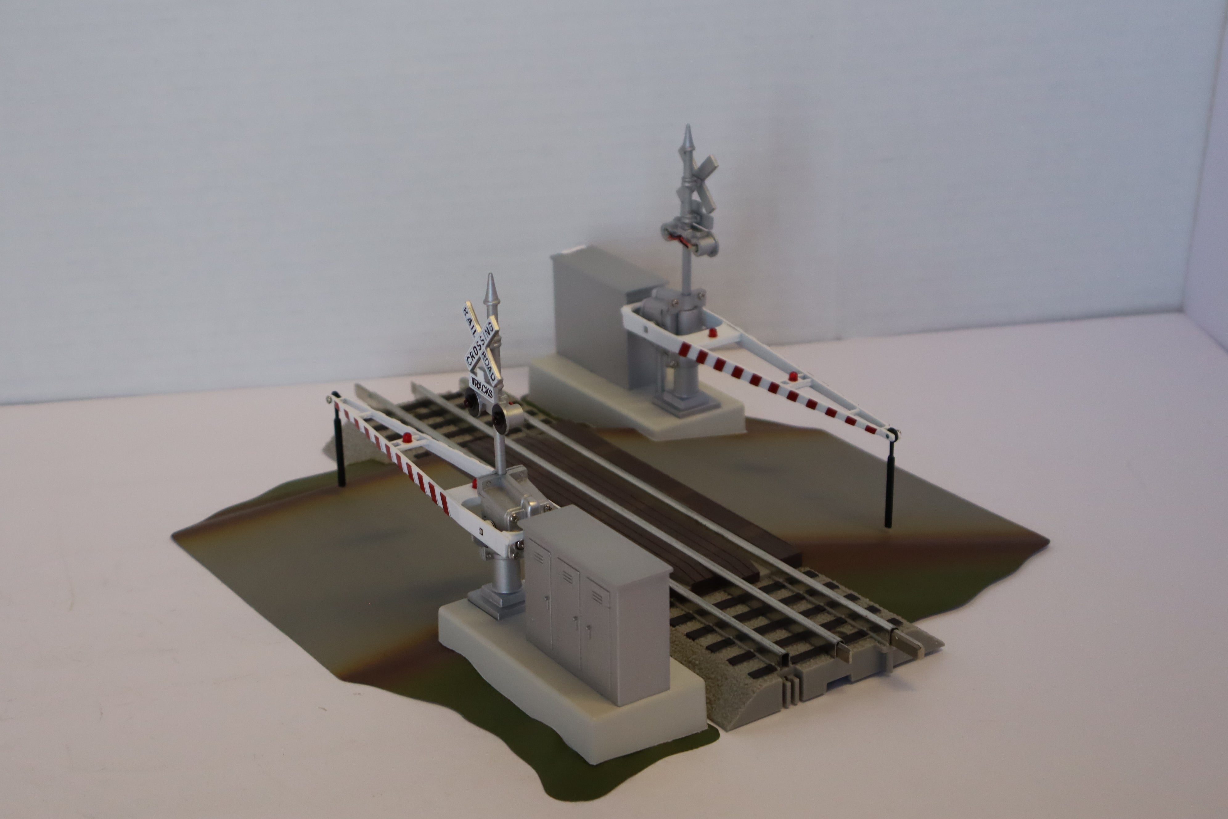 Lionel 6-12062 Grade Crossing w/ Gates and Flashers-Second hand-M7813