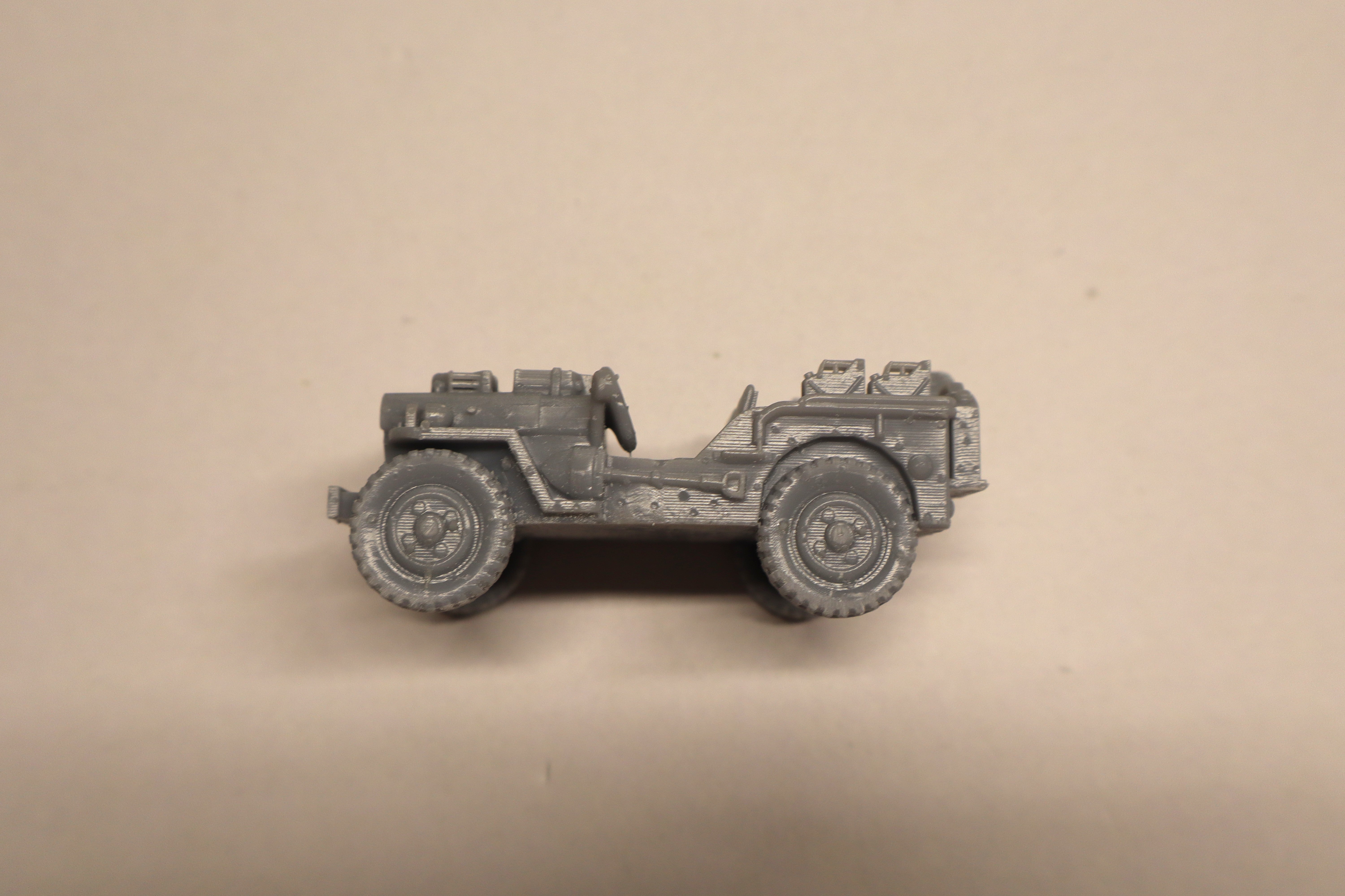 Phoenix Precision Models PPM-33124 - Flat Car Load - WW2 Willy's Jeep