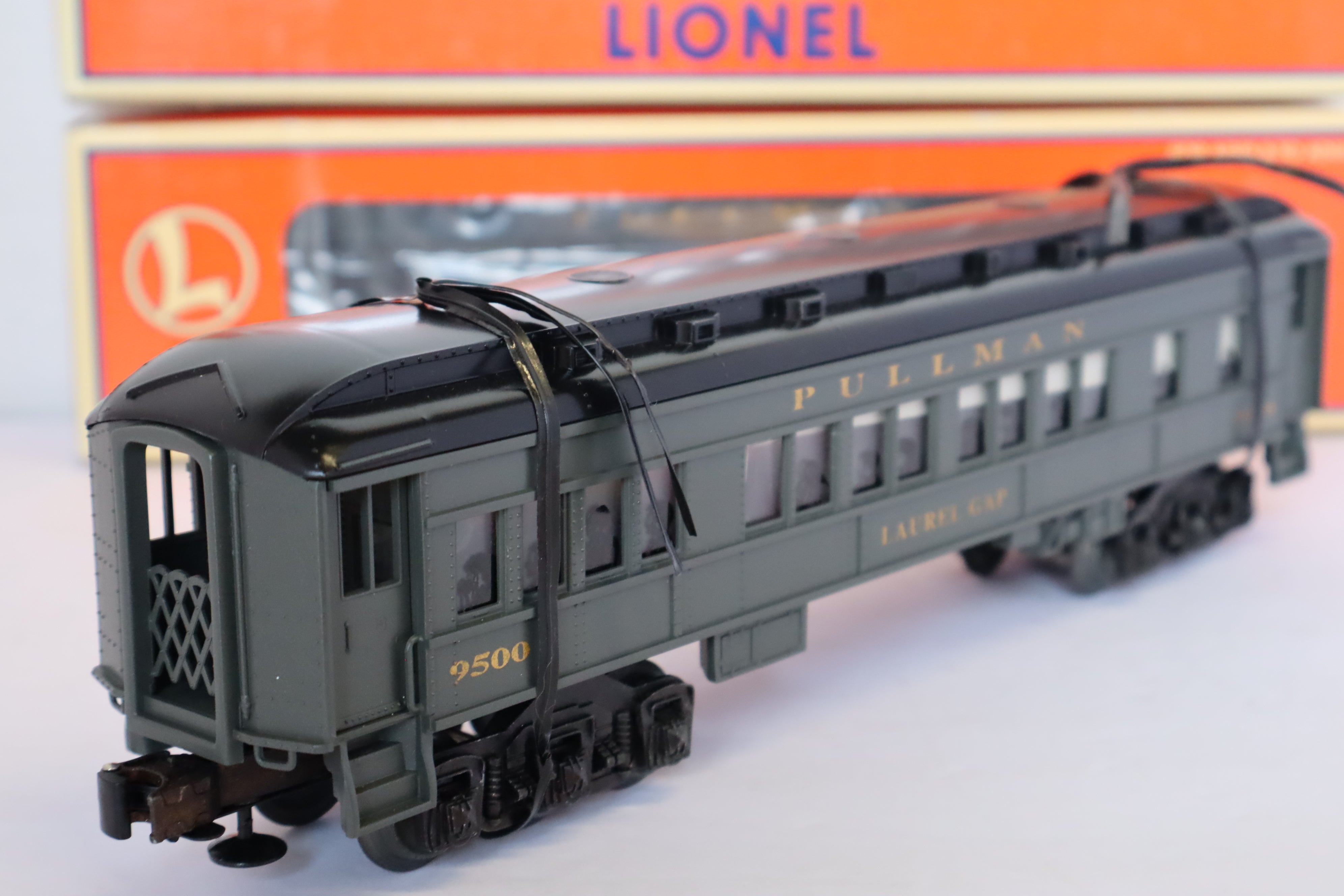 Lionel 6-19070 -9501 Pullman Baby Madison Passenger Set of 4-Second hand-M7830