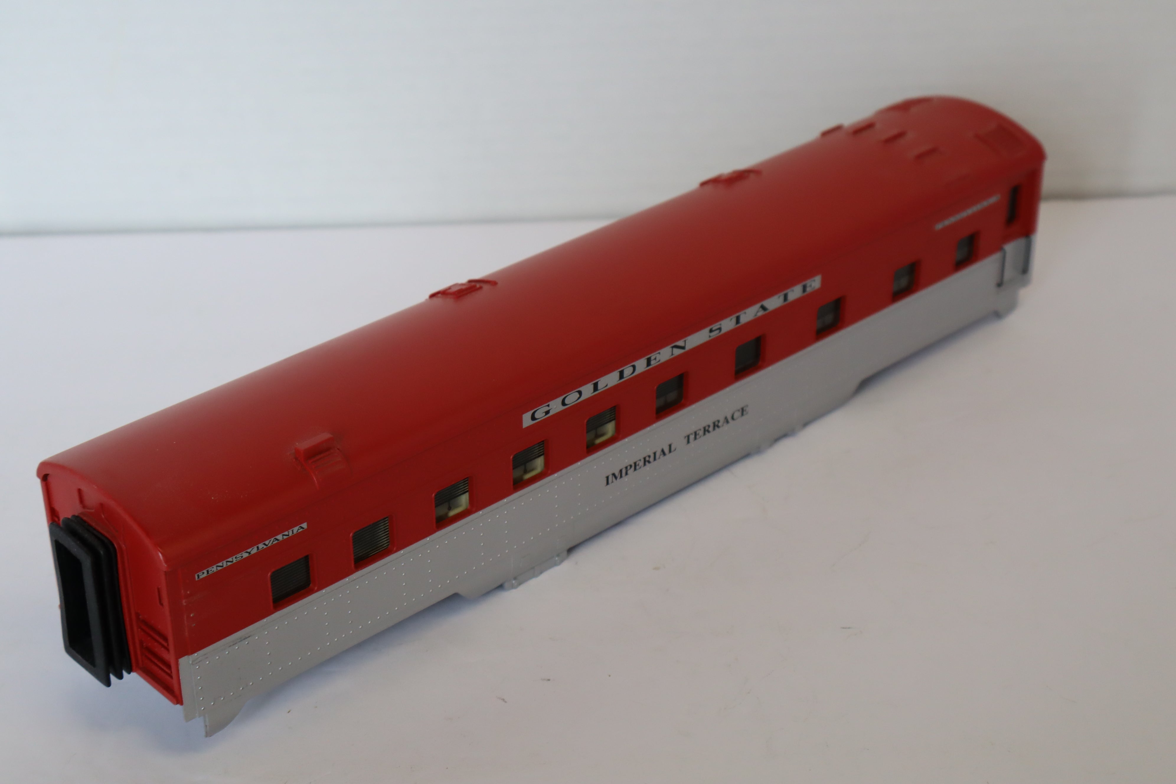 K Line PRR Golden State Streamliner Passenger Shells-Second hand-M7839