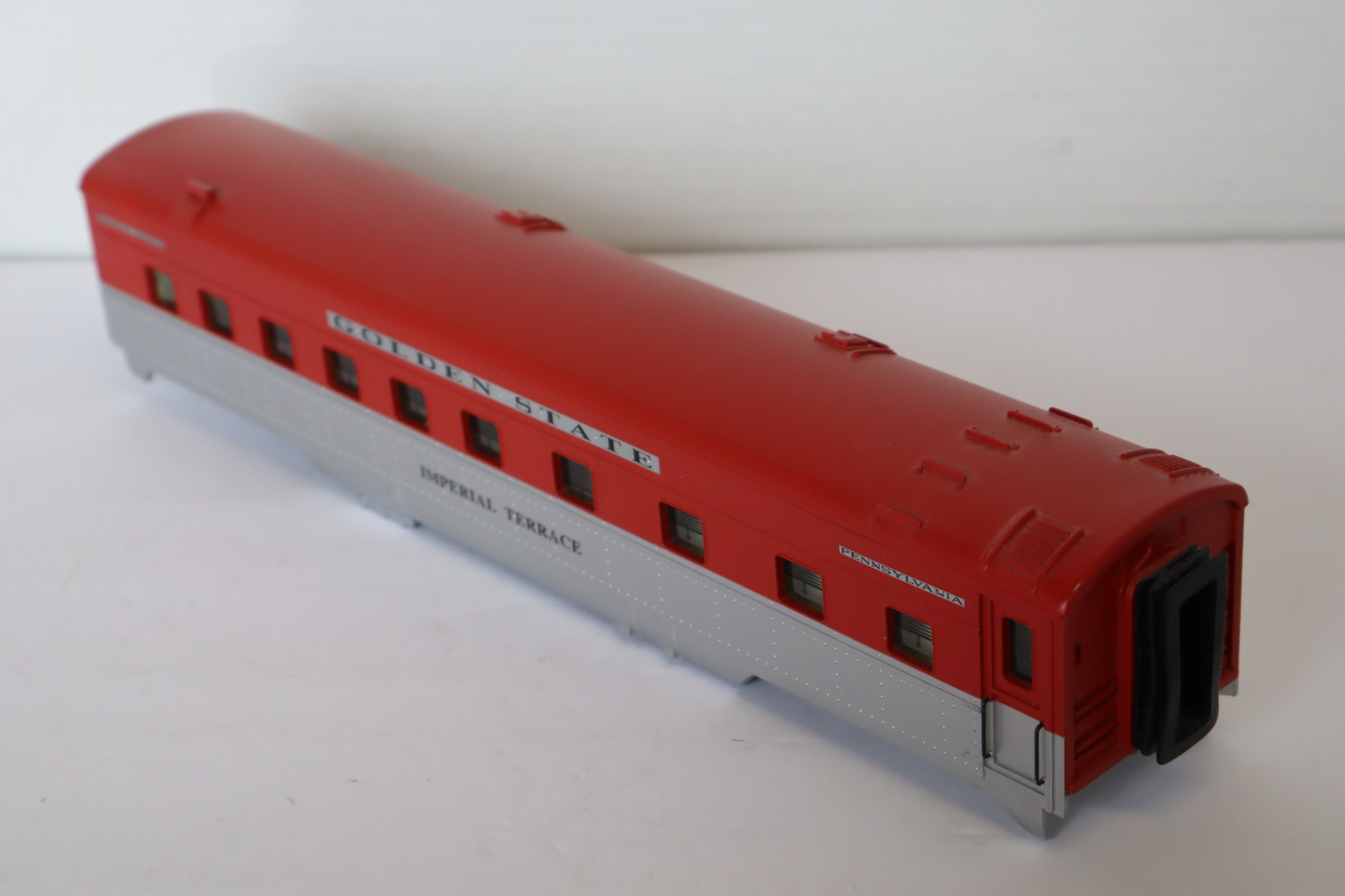 K Line PRR Golden State Streamliner Passenger Shells-Second hand-M7839