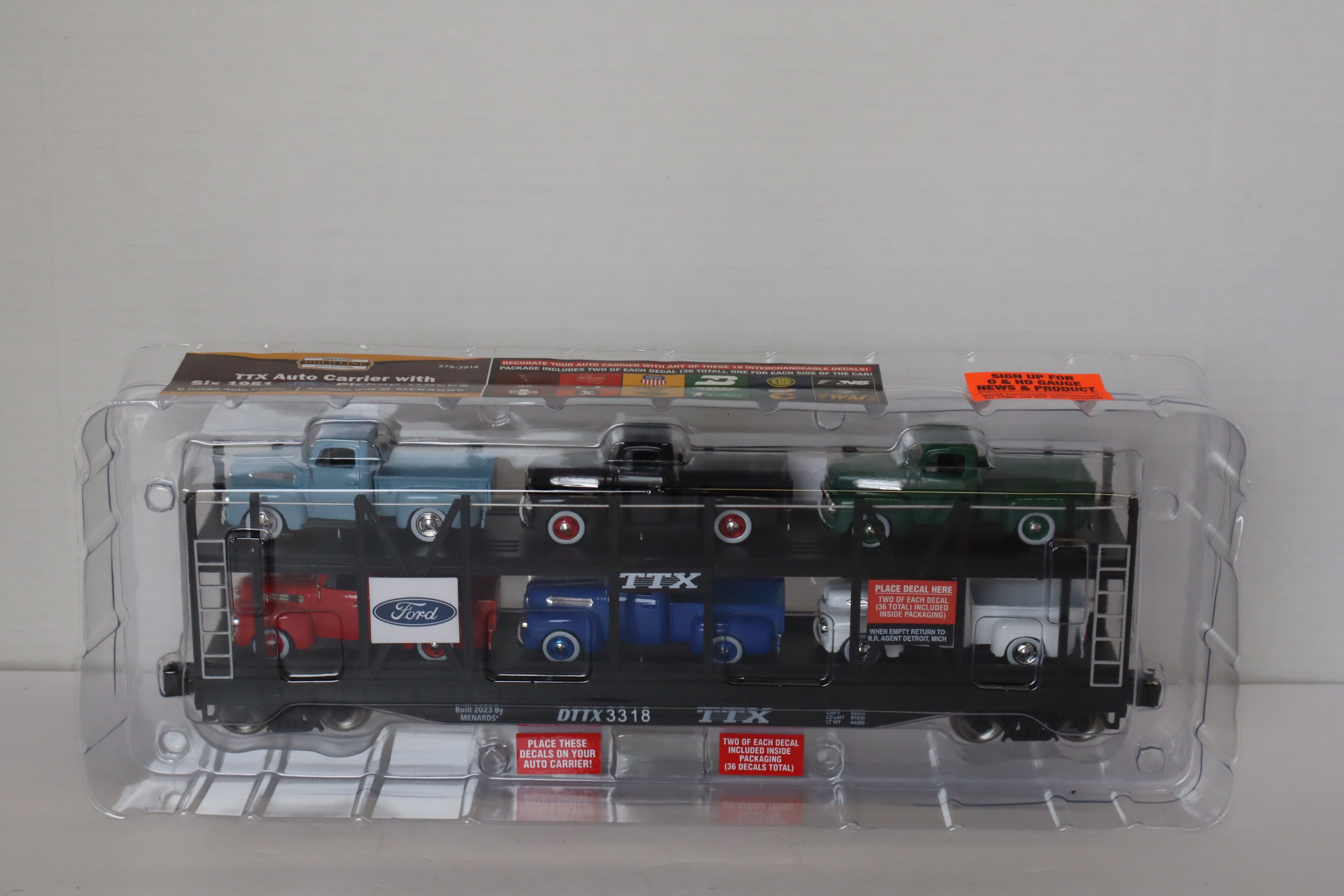 Menards #279-3914 TTX  Auto Carrier w/ Ford Trucks-Second hand-M7845