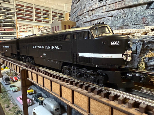 Lionel 2533941 - Legacy - C Liner Diesel Locomotive "New York Central" #6602 - Custom Run for MrMuffin'sTrains