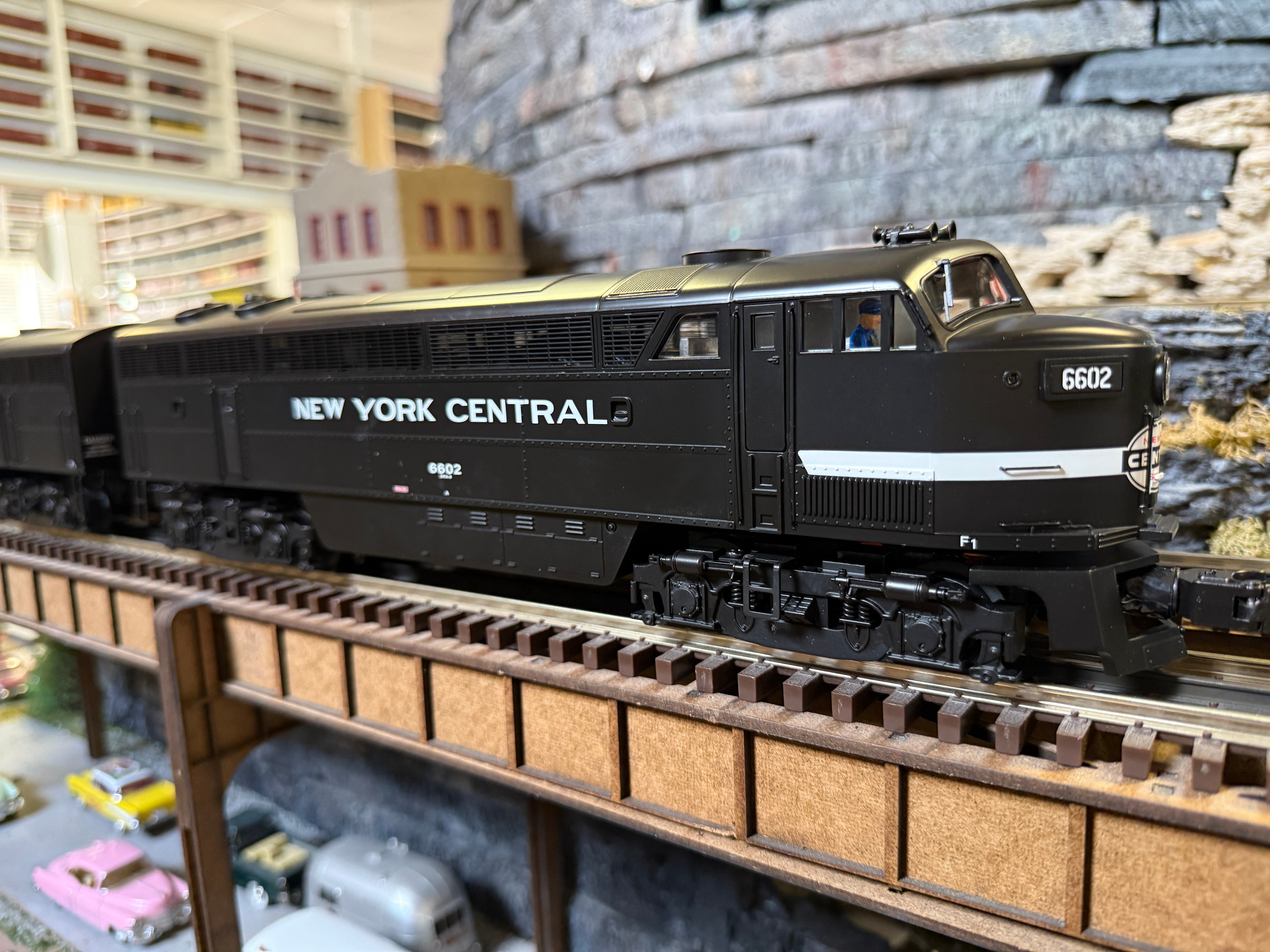 Lionel 2533941 - Legacy C Liner Diesel Locomotive "New York Central" #6602 - Custom Run for MrMuffin'sTrains