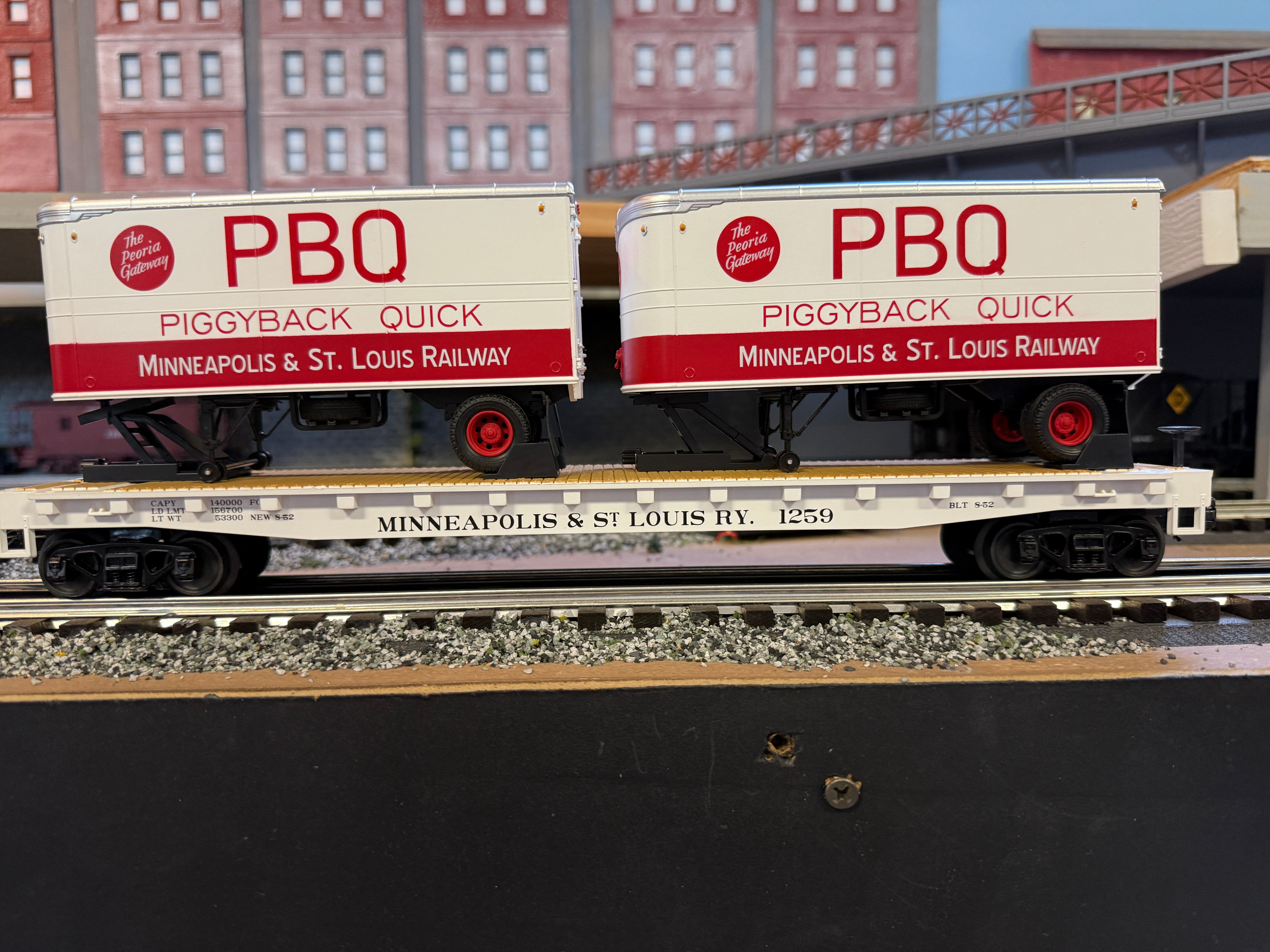 MTH 20-95736 - Flat Car "Minneapolis & St Louis" #1259 w/ (2) PUP Trailers - Custom Run for MrMuffin'sTrains