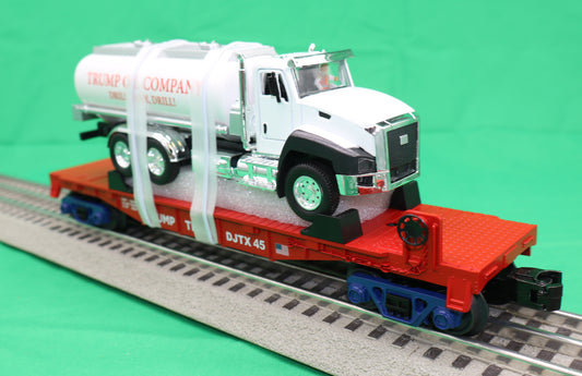 MTH 30-76938 - RailKing - Flat Car "Donald J. Trump" #DJTX 45 w/ Tanker Truck