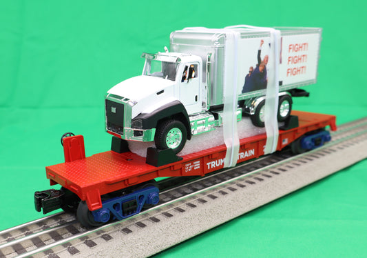 MTH 30-76937 - RailKing - Flat Car "Donald J. Trump" #2024 w/ Box Truck