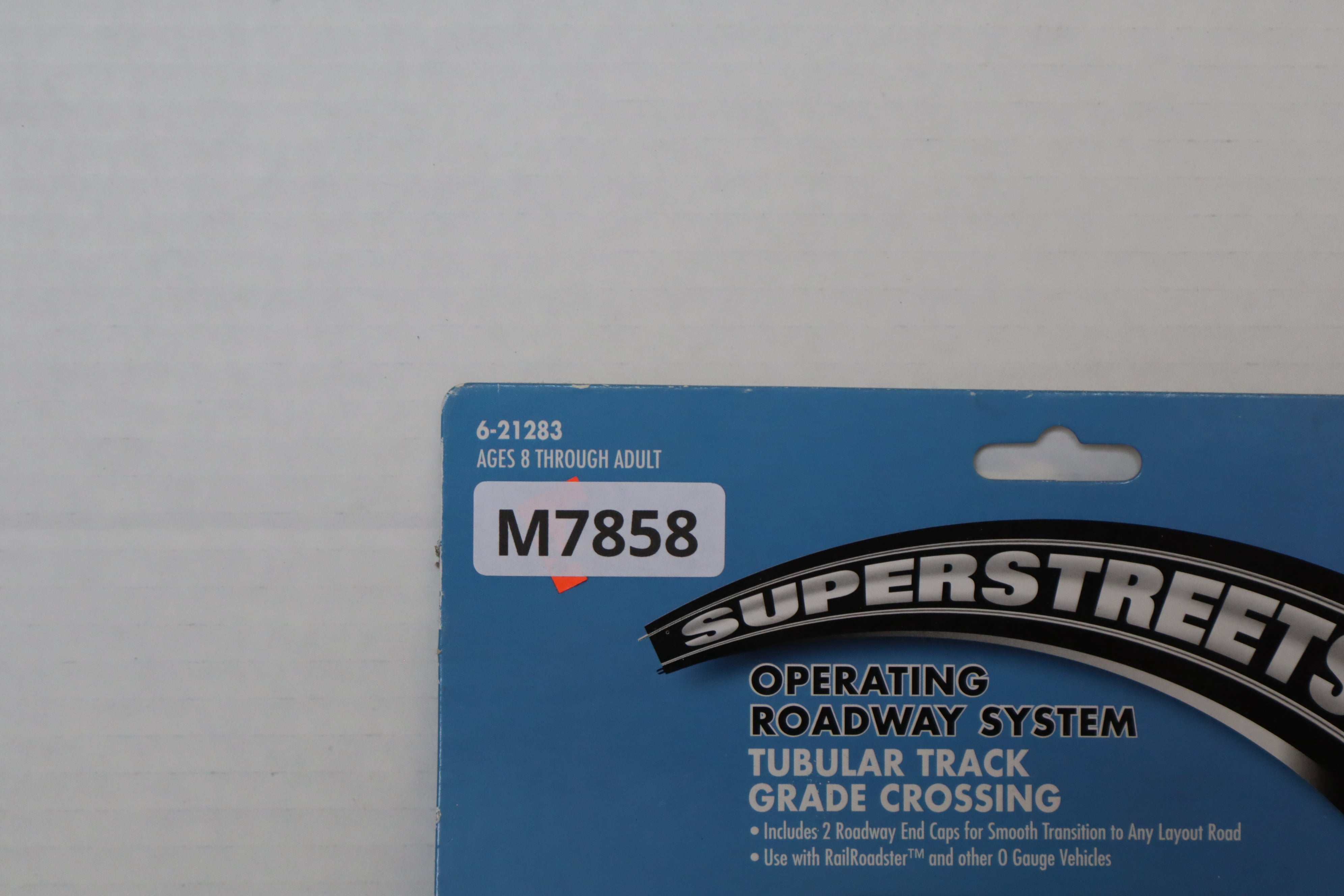 K Line by Lionel 6-21283 Superstreets Operating Tubular Track Grade Crossing-Second hand-M7858