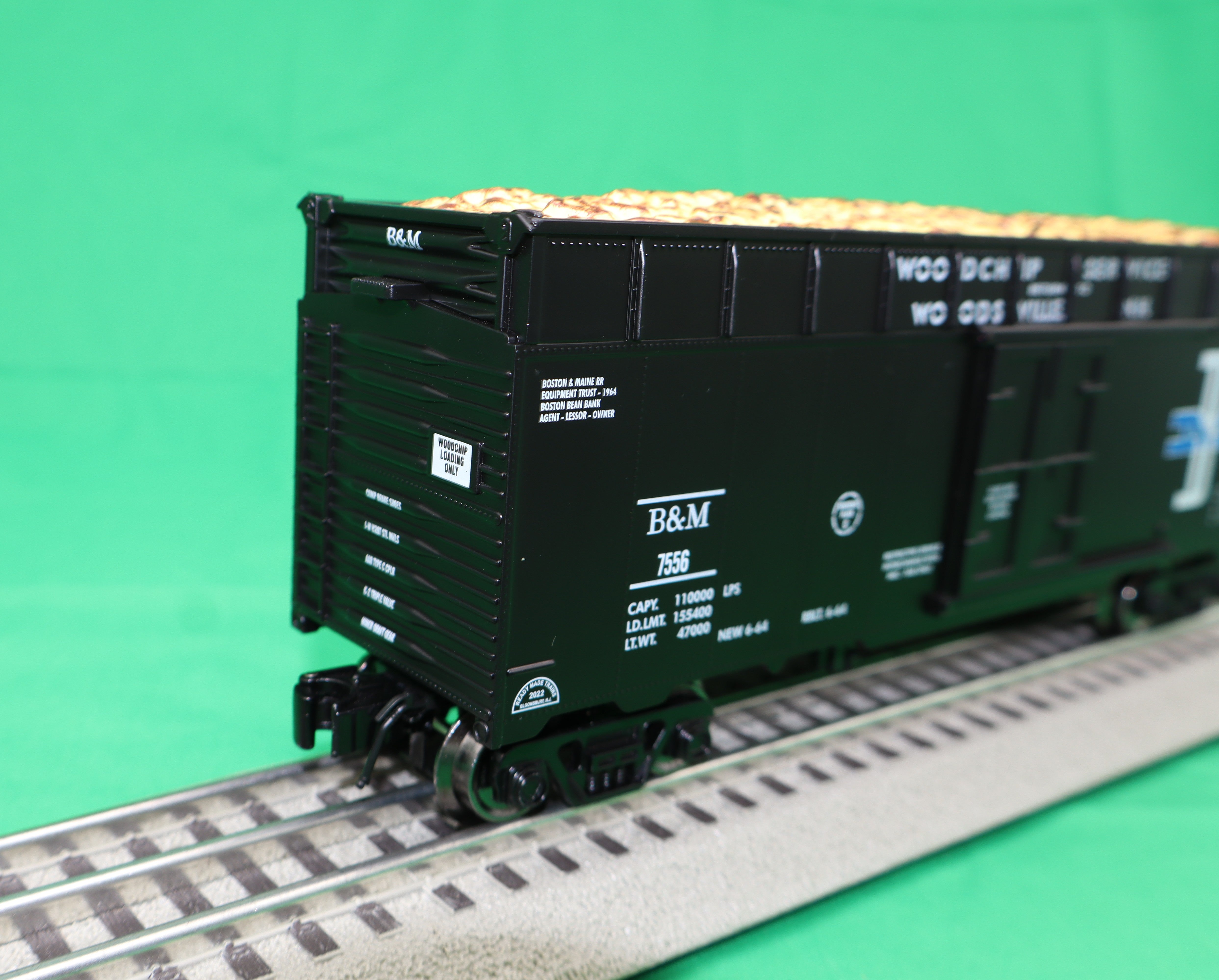 Ready Made Trains RMT-86442 - 40' Woodchip Car "Boston & Maine"
