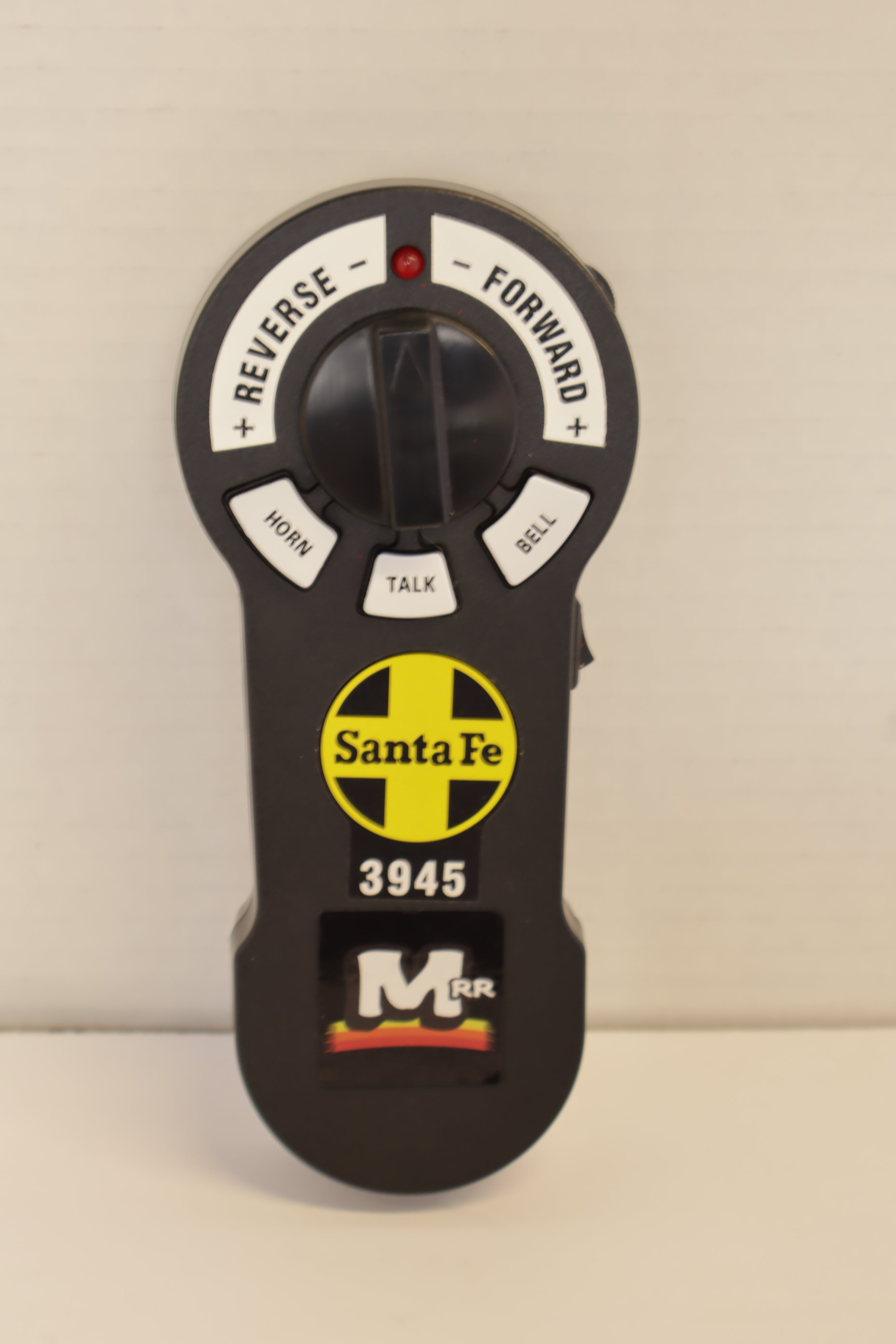 Menards 279-3945 Santa Fe Locomotive Model Number #MC90396-Second hand-M7844
