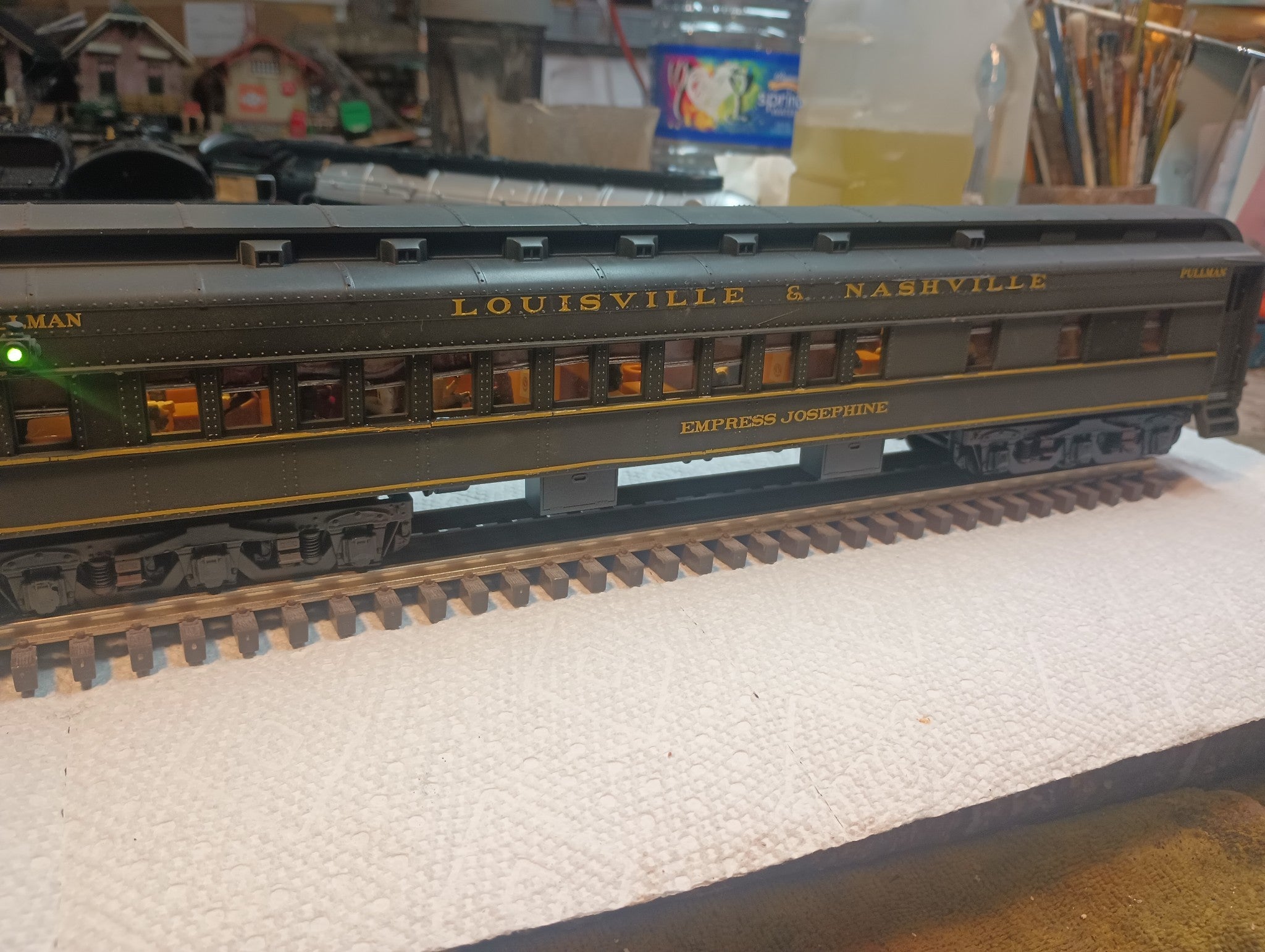 Atlas O 3007035-40LN - 70' Madison Heavyweight Passenger Car Set "Louisville & Nashville" (6-Car) - Custom Run for MrMuffin'sTrains