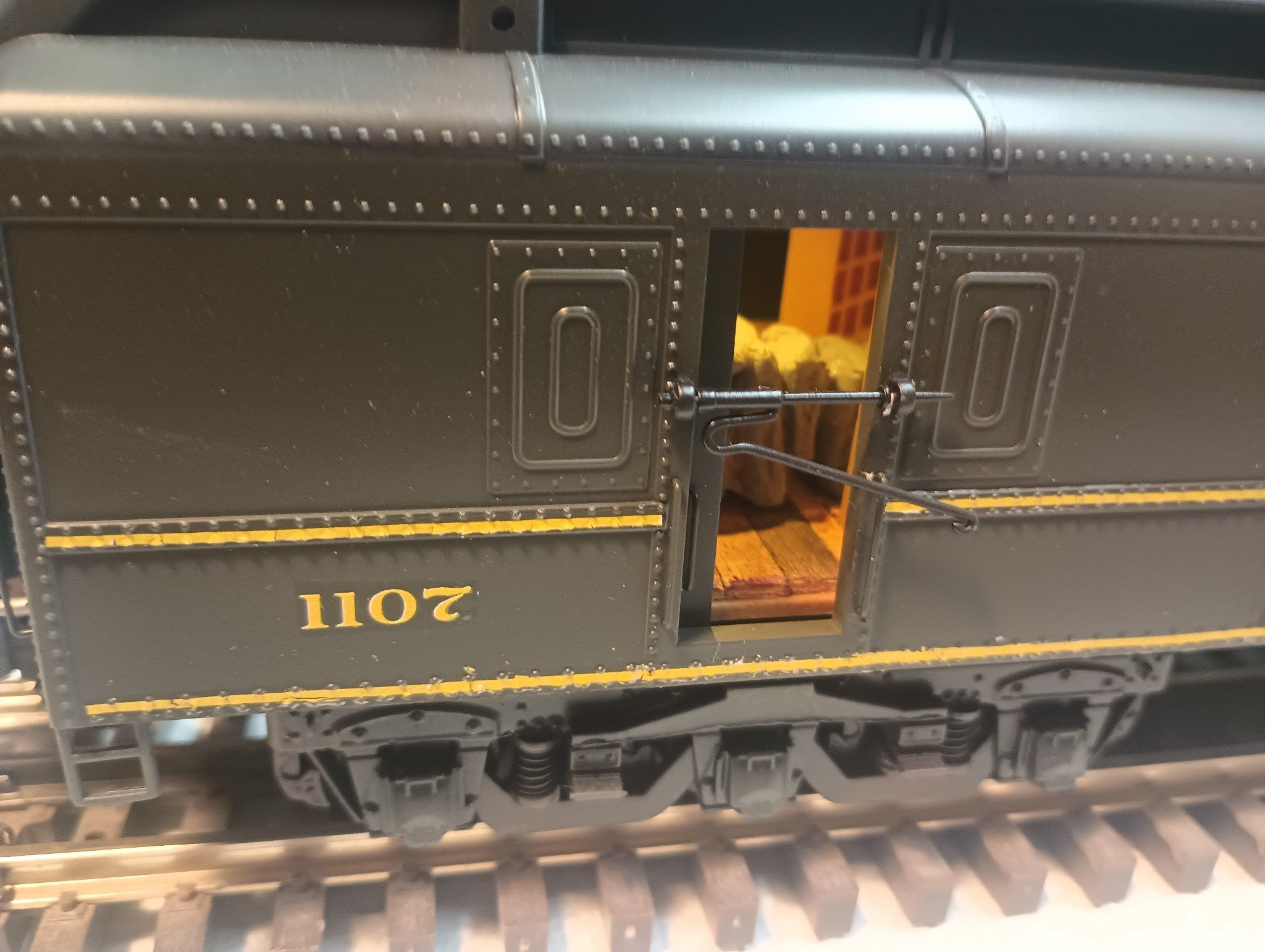 Atlas O 3007035-40LN - 70' Madison Heavyweight Passenger Car Set "Louisville & Nashville" (6-Car) - Custom Run for MrMuffin'sTrains