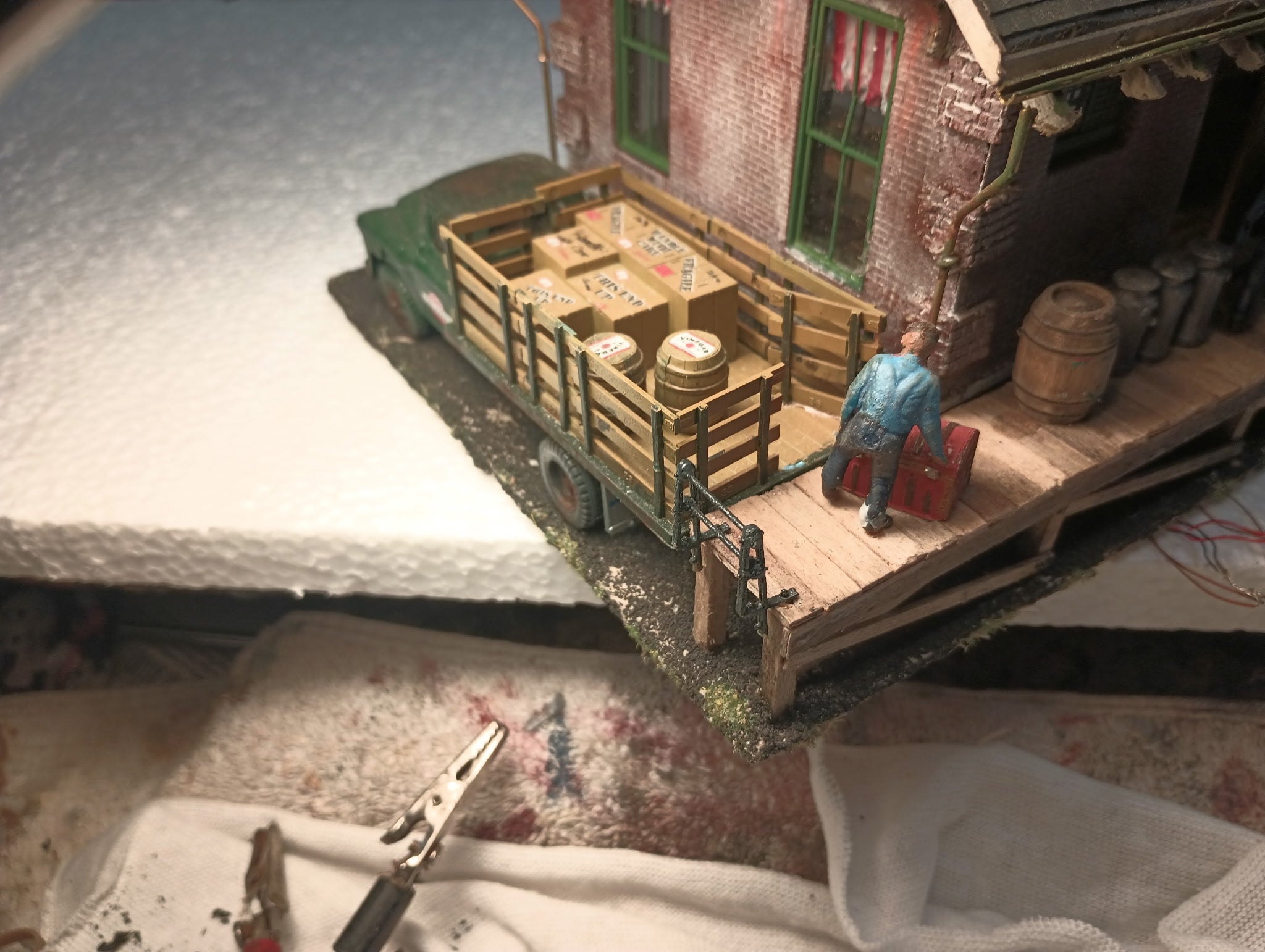 Harry Hieke Custom - Small Town Passenger Station Complex - 44" long