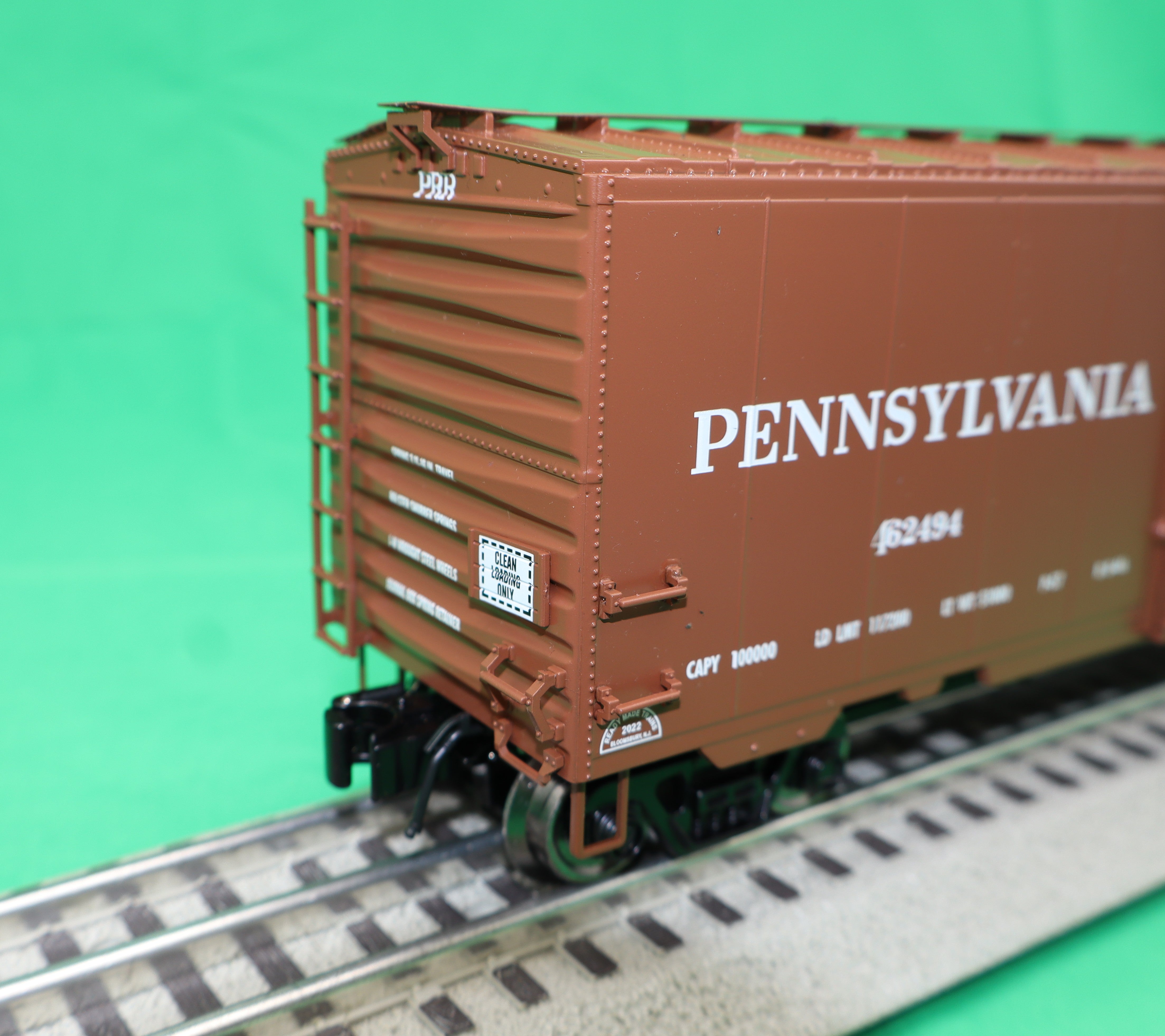 Ready Made Trains RMT-96415 - 40" PS-1 Box Car "Pennsylvania" (100th Anniversary)