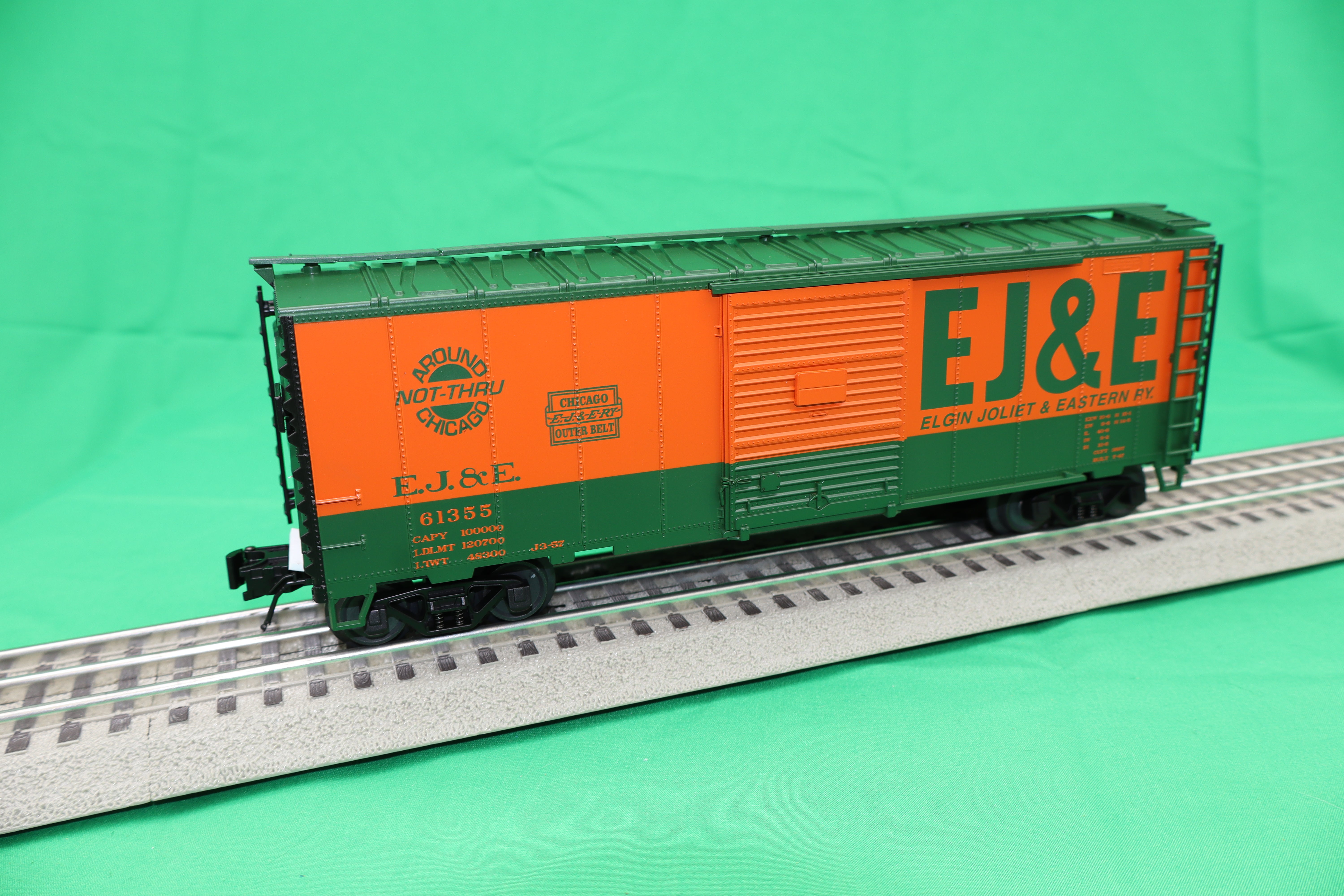 Atlas O 2001244 - Trainman - 40' Sliding Door Boxcar "Elgin, Joliet & Eastern" w/ 8' Door