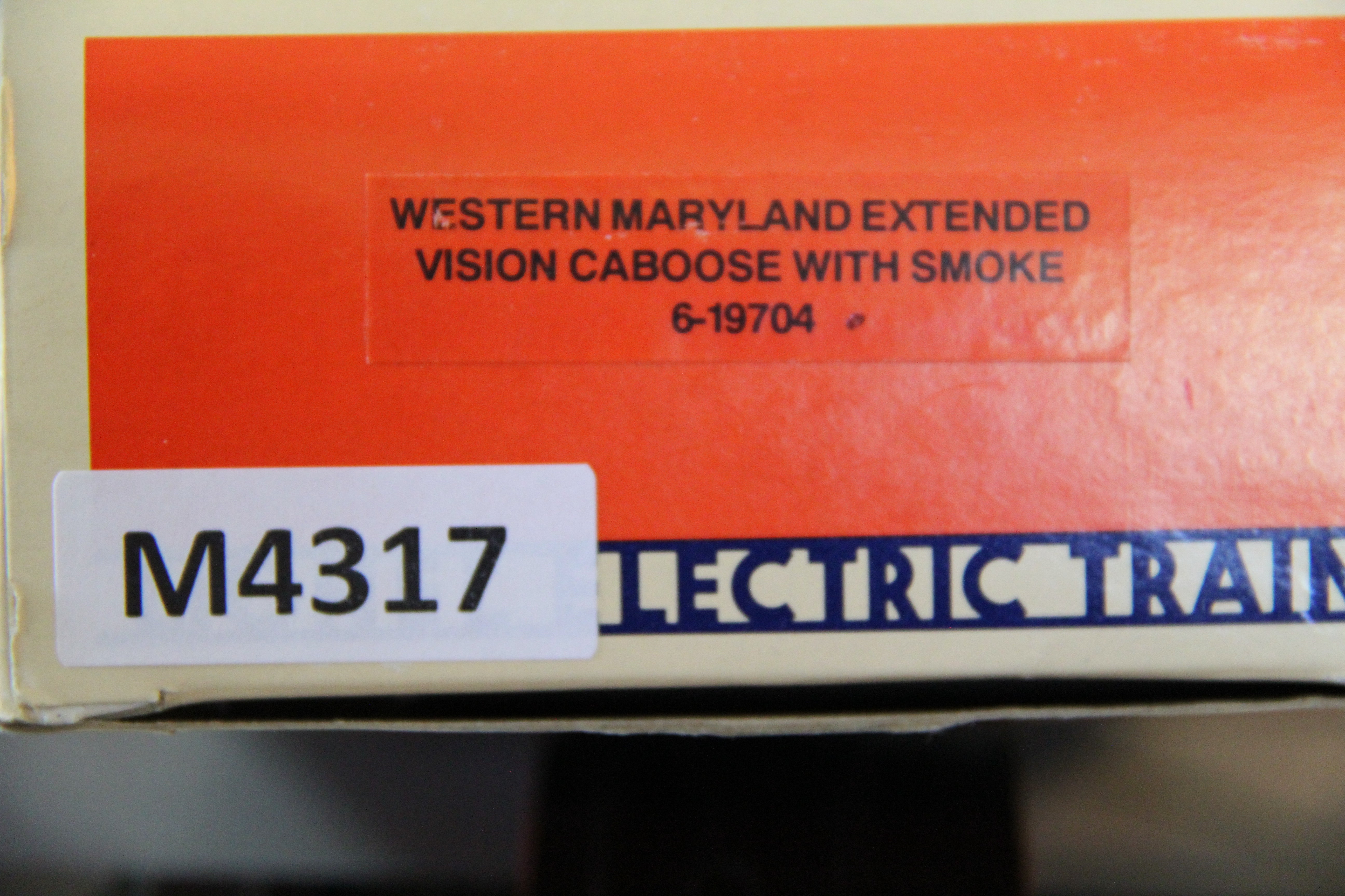 Lionel 6-19704 Western Maryland Extended Vision Caboose w/ Smoke-Second hand-M4317