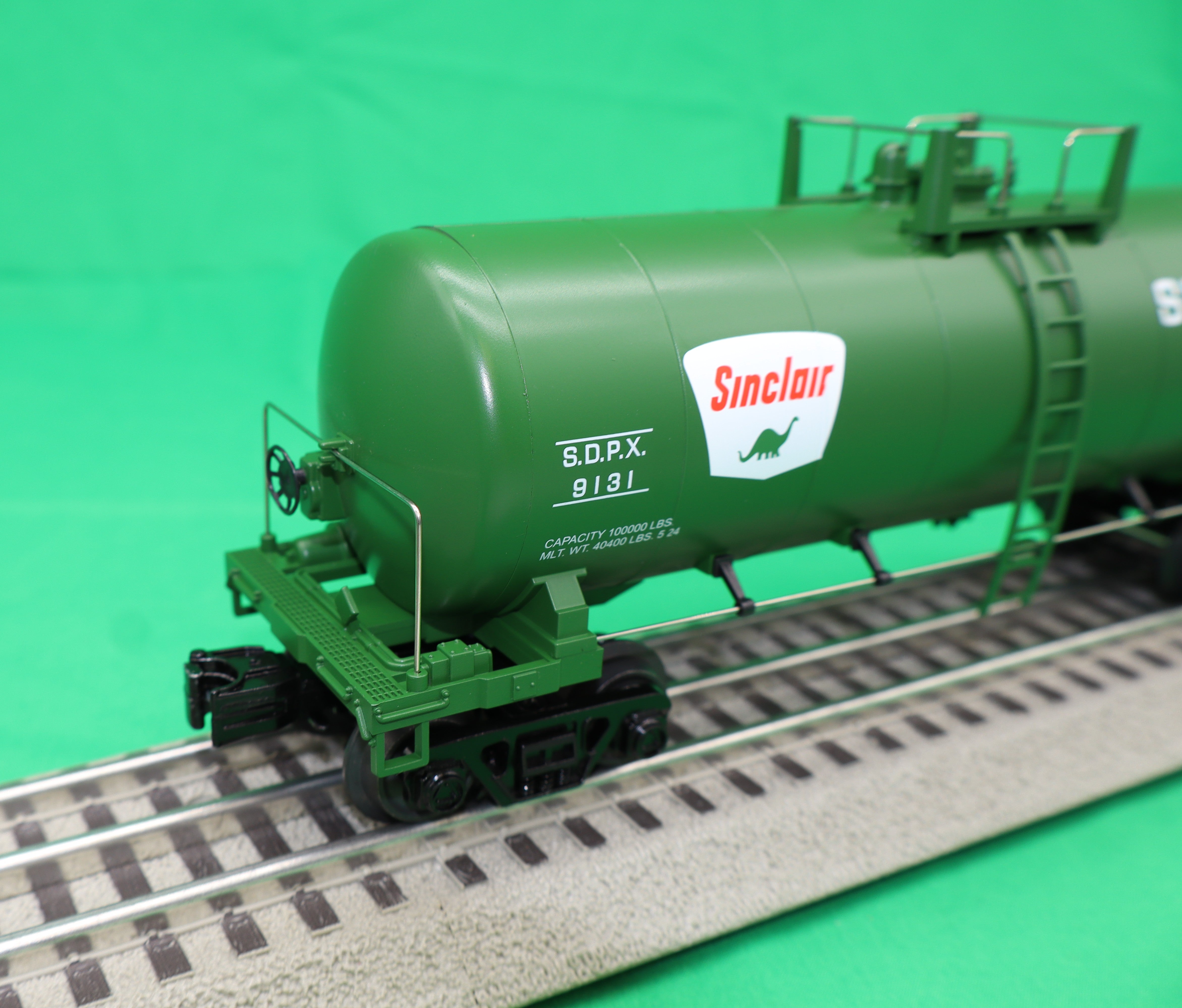 MTH 30-73637 - Modern Tank Car "Sinclair" #9131