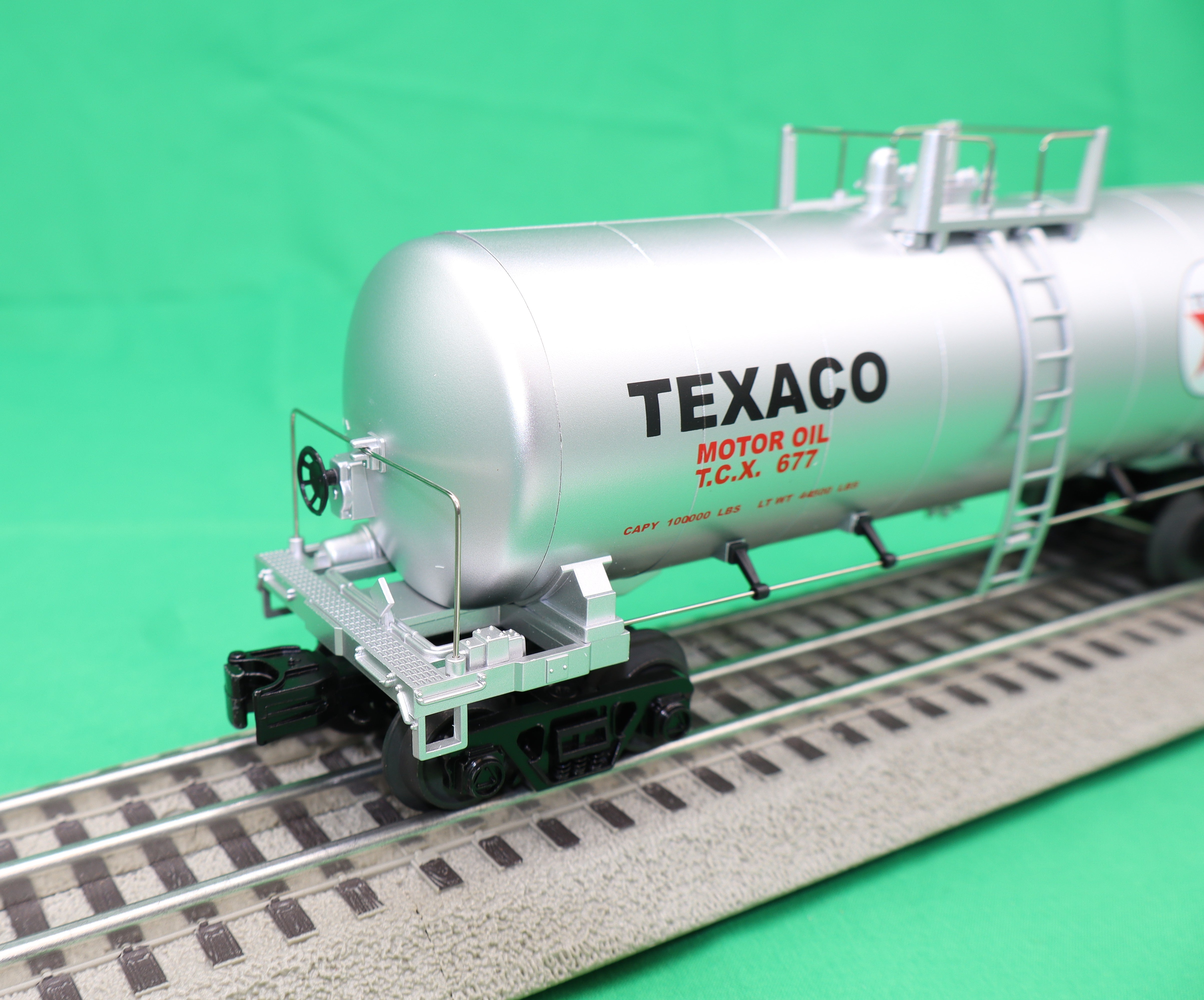 MTH 30-73633 - Modern Tank Car "Texaco" #677