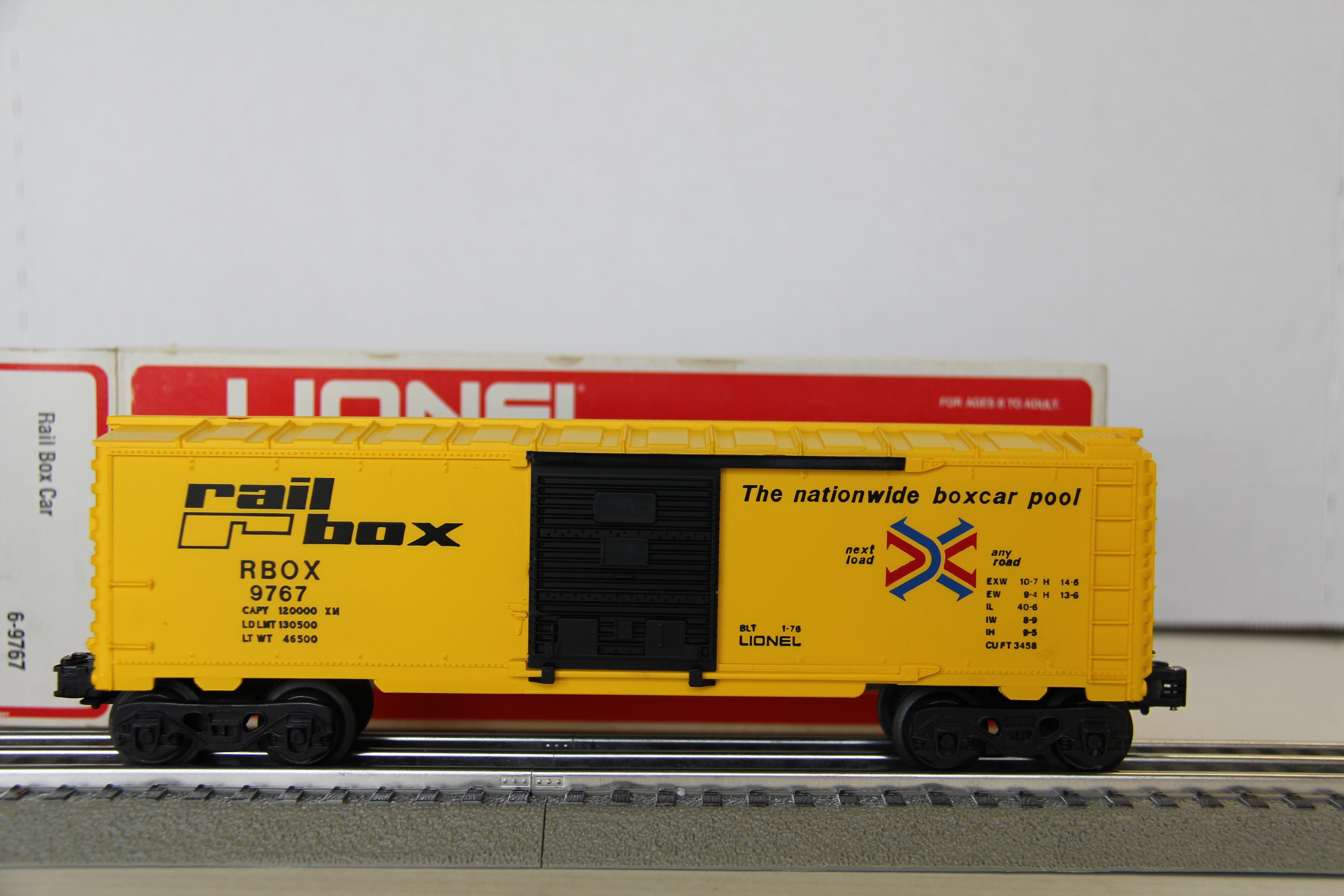 Lionel 6-9767 Rail Box Car-Second hand-M4461