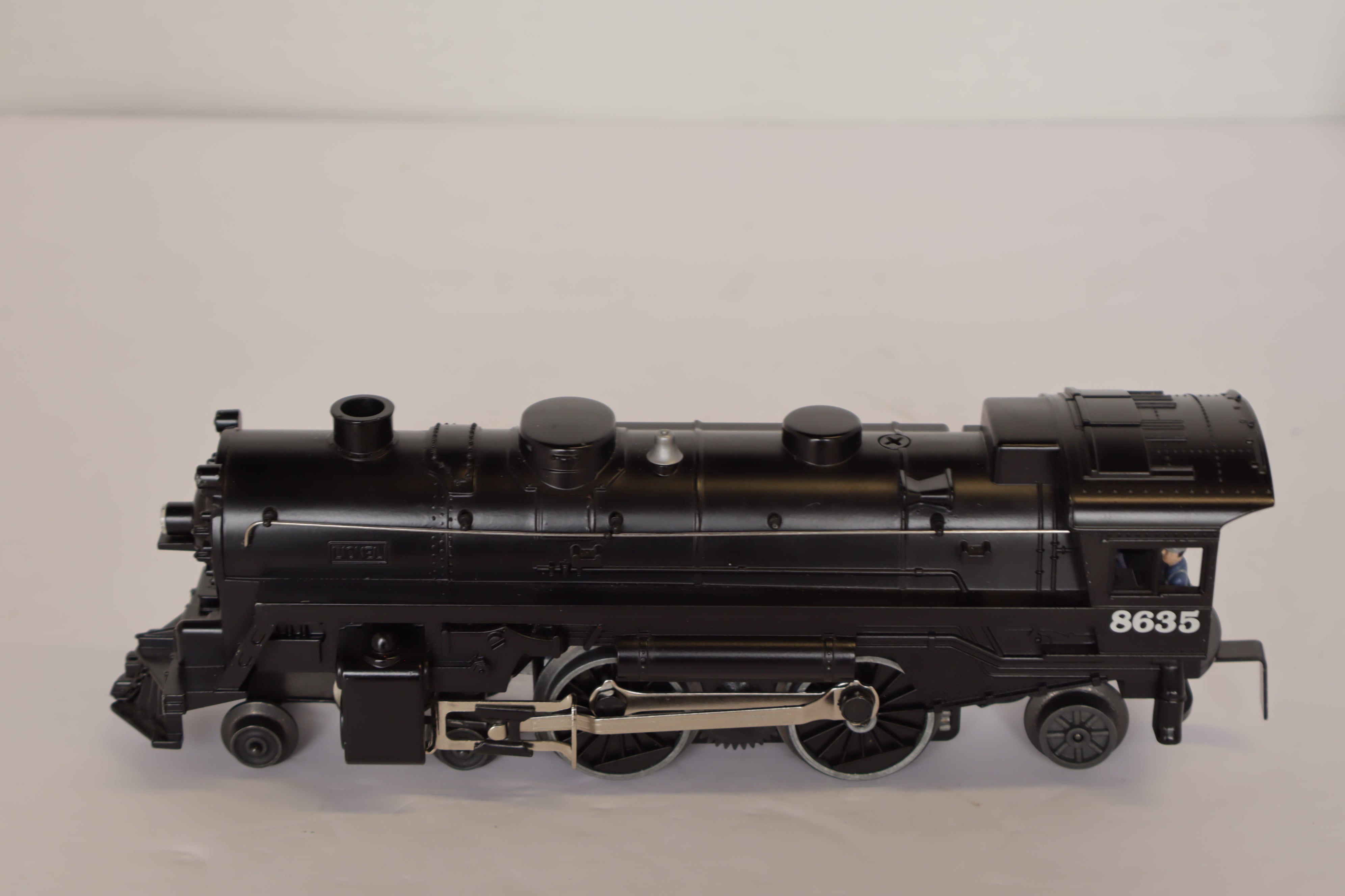 Lionel 6-30016 New York Central Flyer-Conventional 4-4-2 Steam Loco #8635-Second hand-M7679