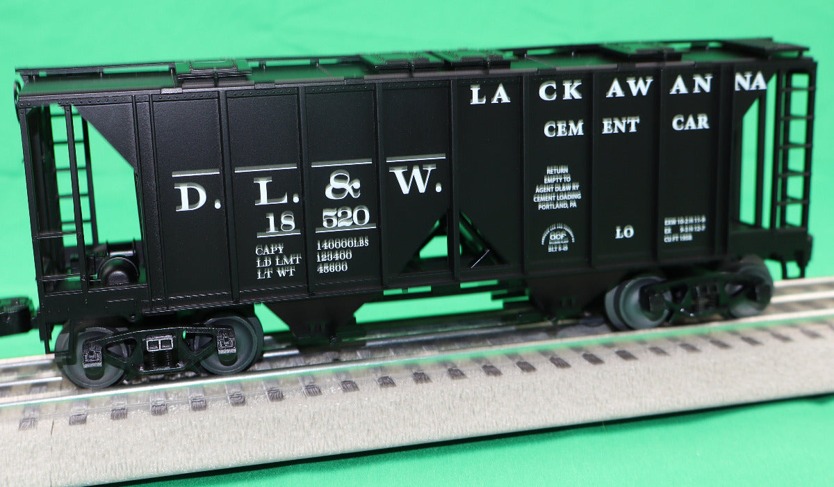Lionel 2542081 - AC-2 Covered Hopper "Delaware, Lackawanna, & Western" #18506