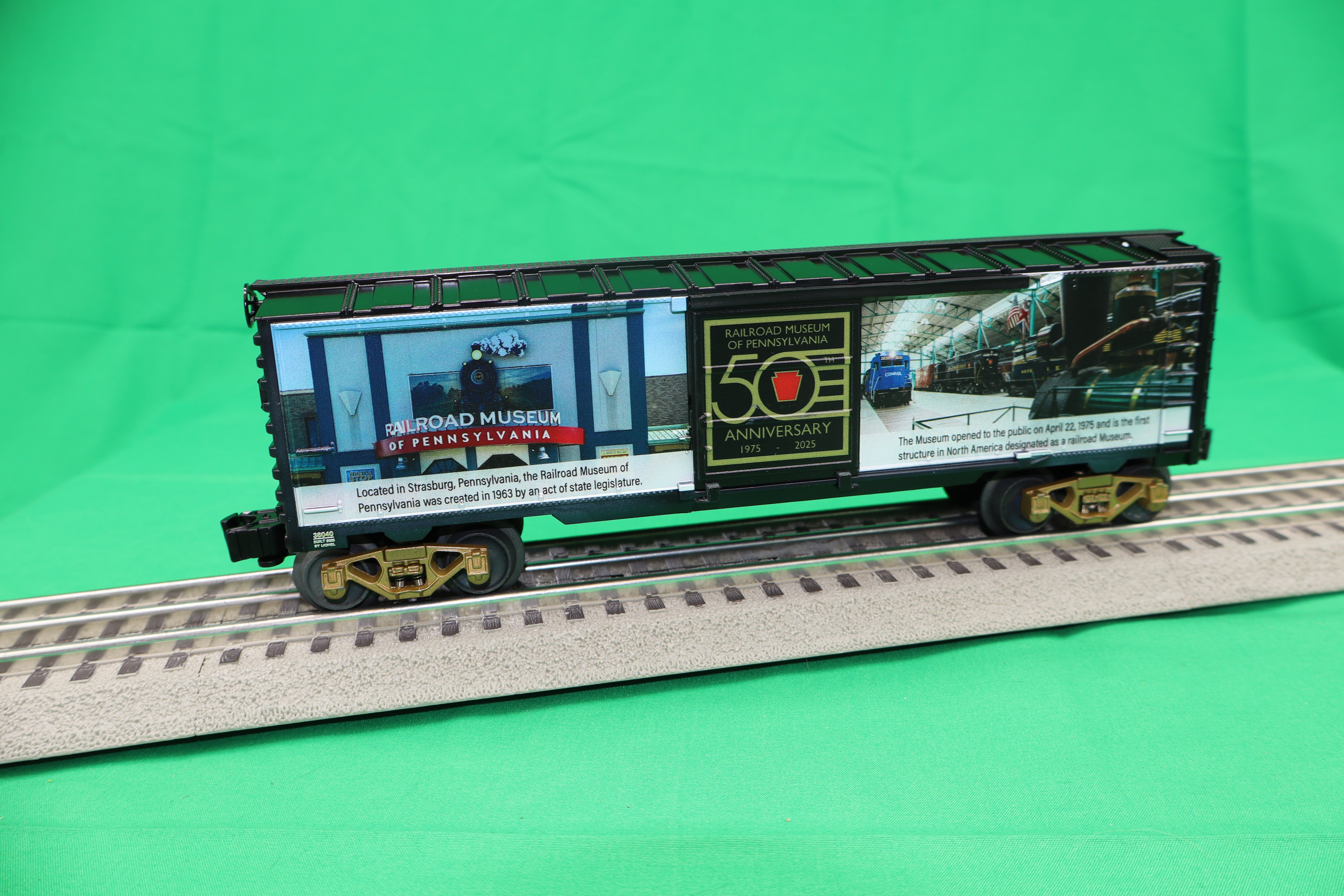 Lionel 2538040 - 50th Anniversary Boxcar "Railroad Museum of Pennsylvania"