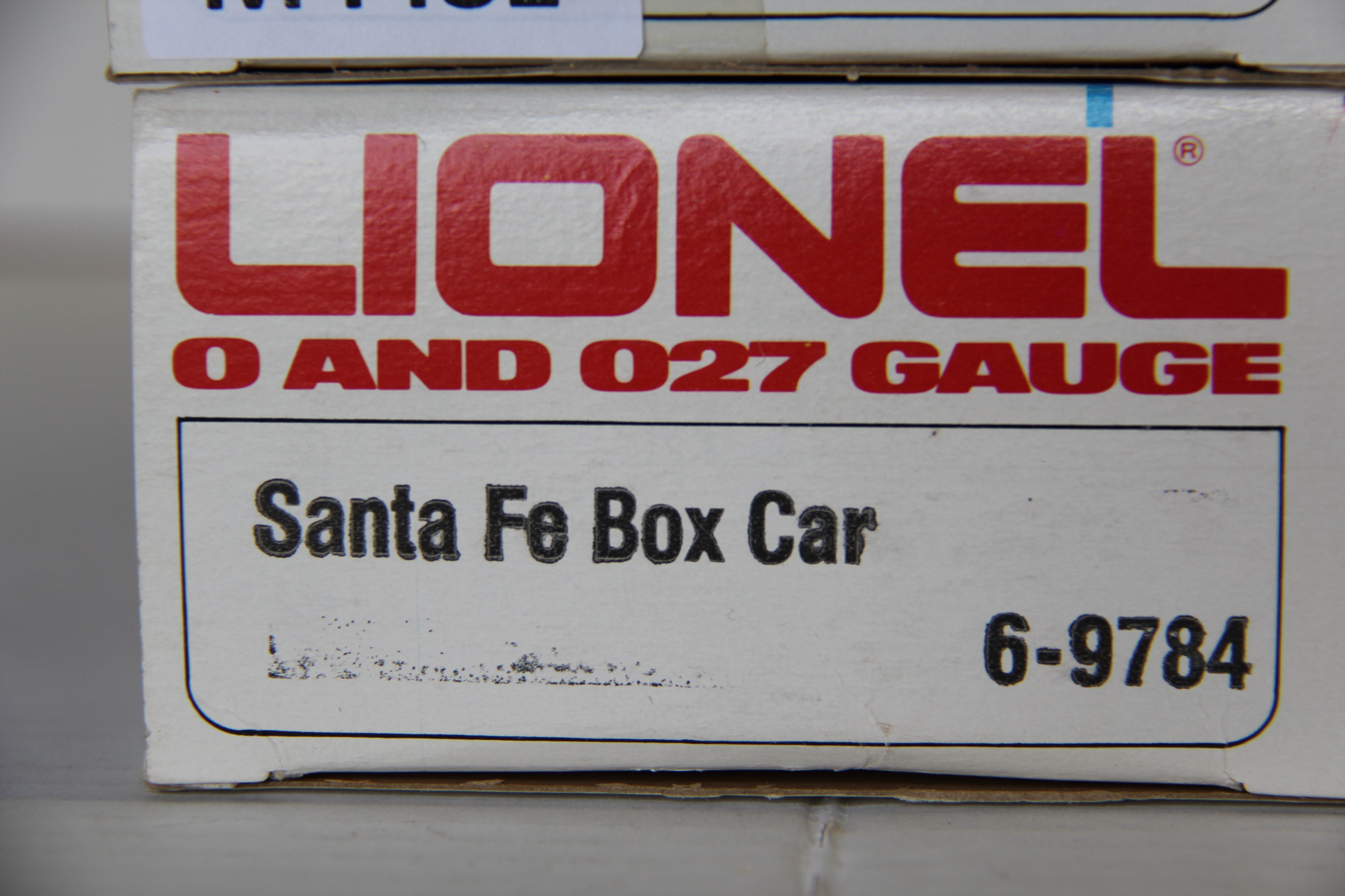 Lionel 6-9784 Santa Fe Box Car 2 Car Set-Second hand-M4481