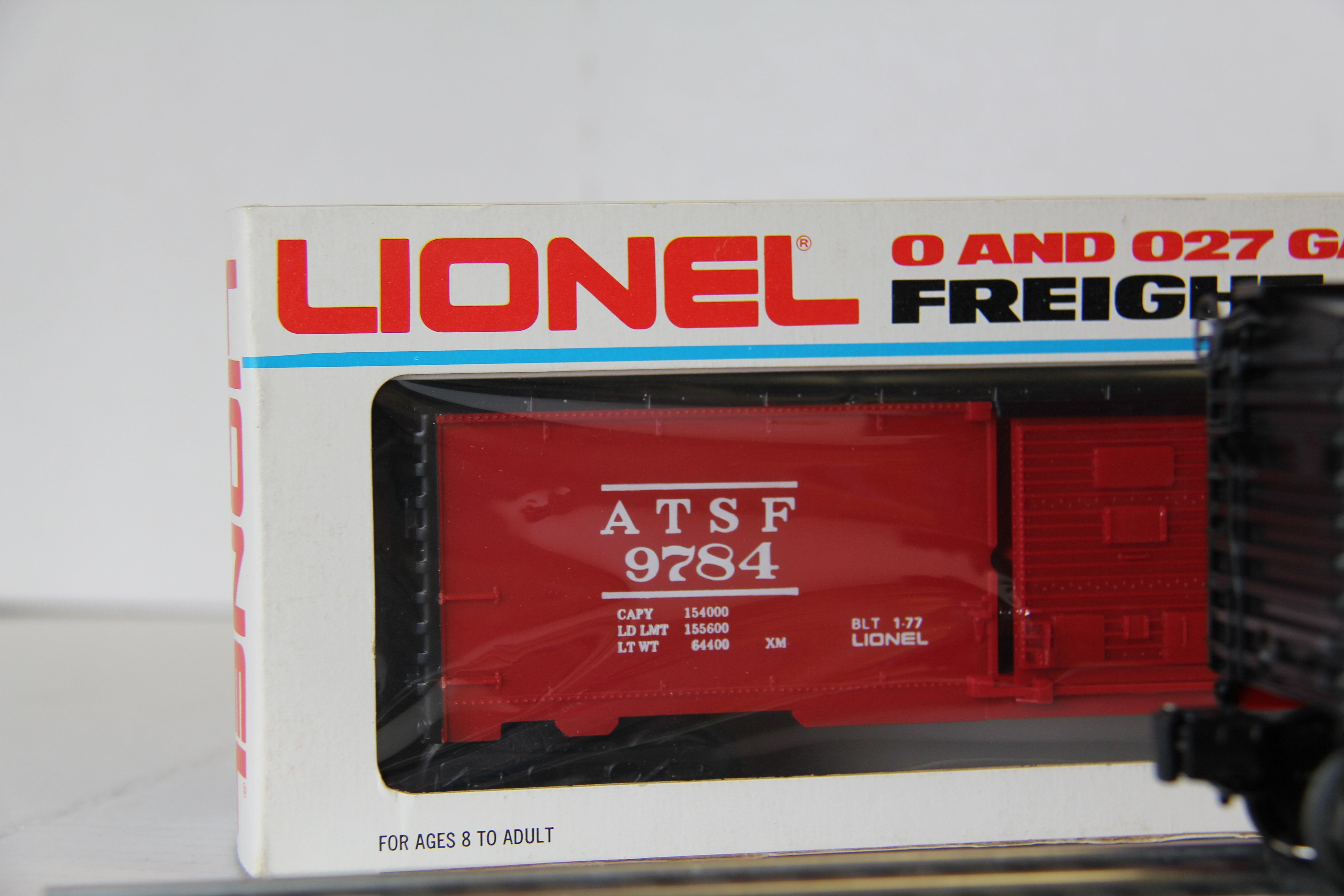 Lionel 6-9784 Santa Fe Box Car 2 Car Set-Second hand-M4481