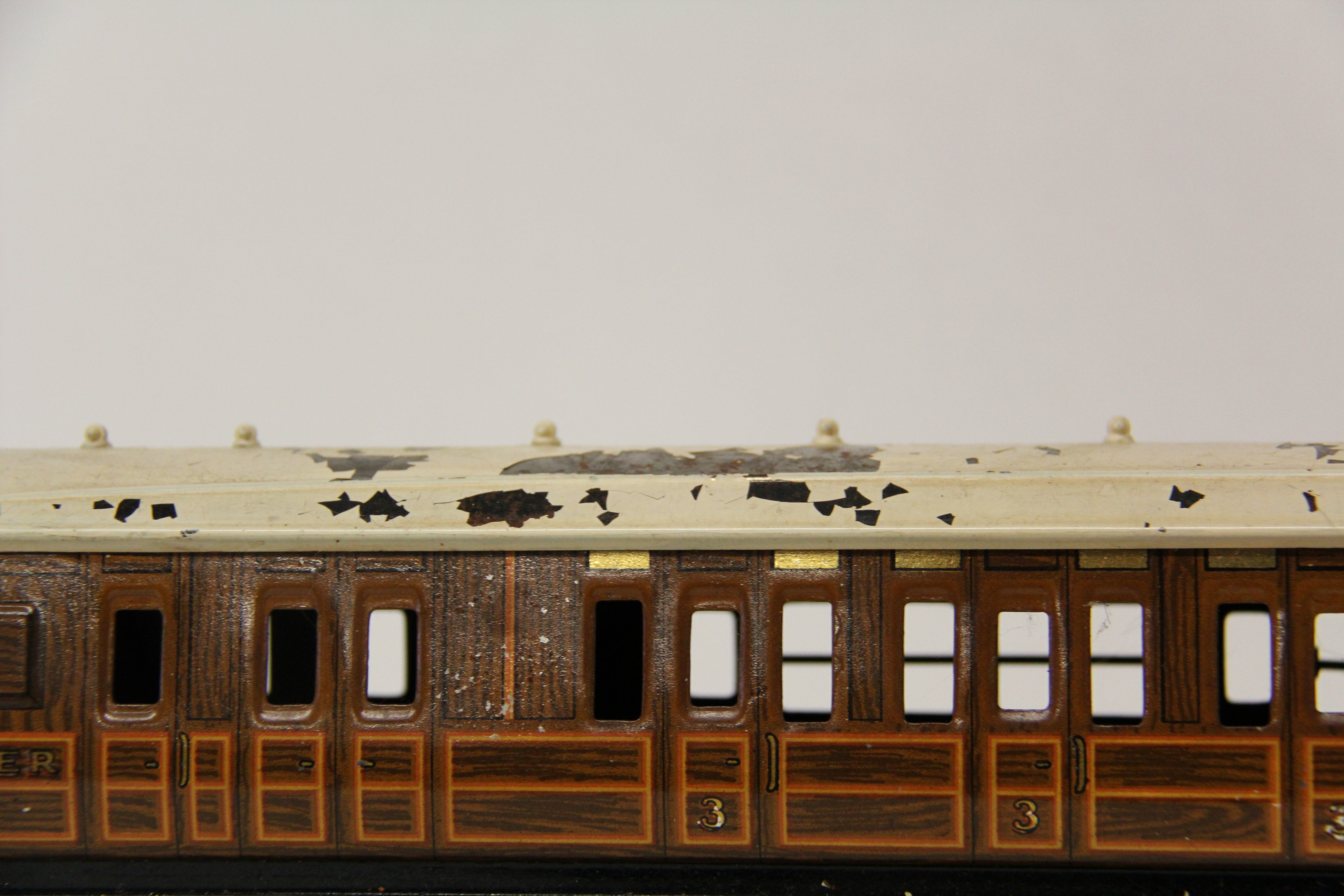 LNER Third Class Coach Car #62362-Second hand-M6424