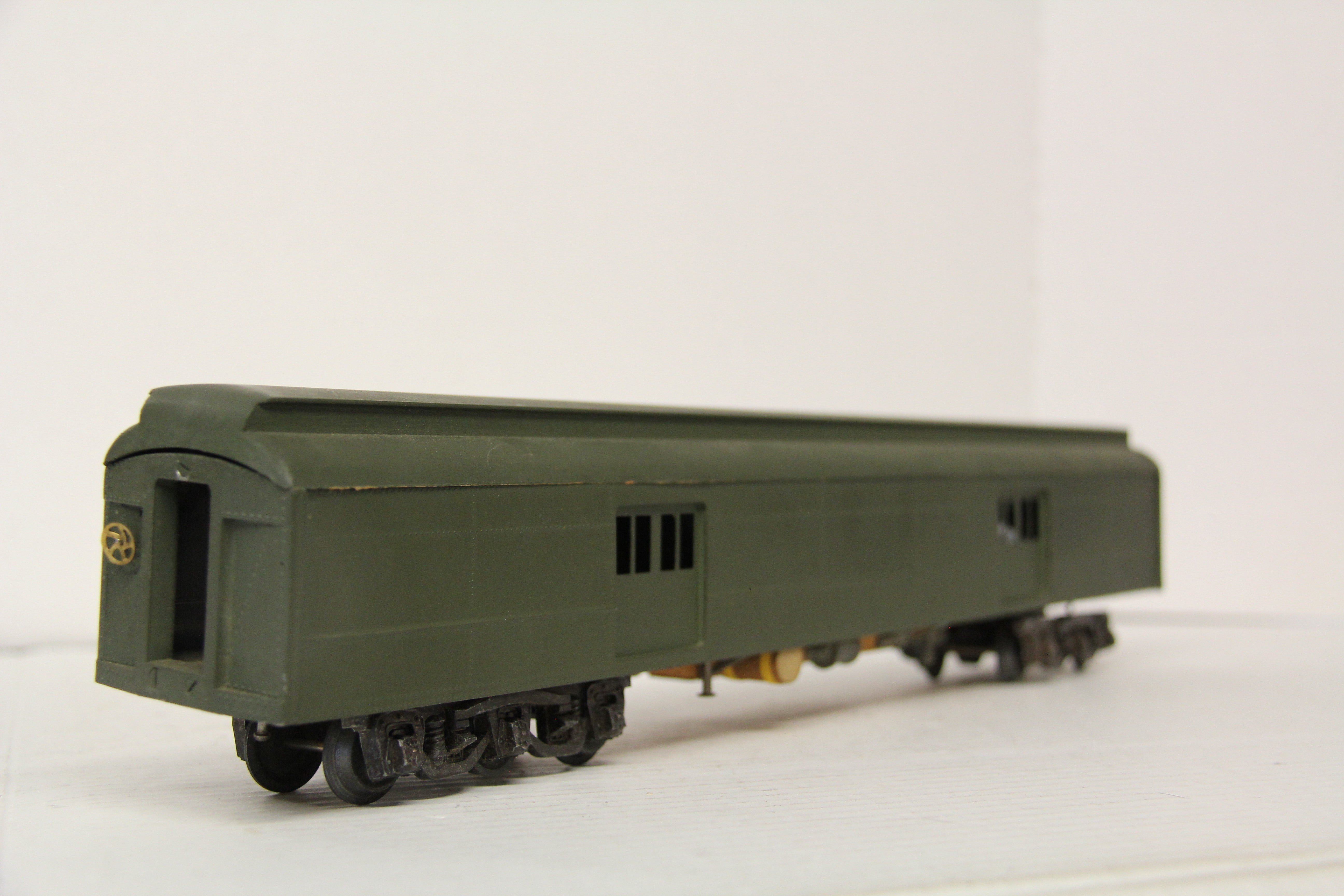 18" Unmarked Wood Car-Second hand-M6425