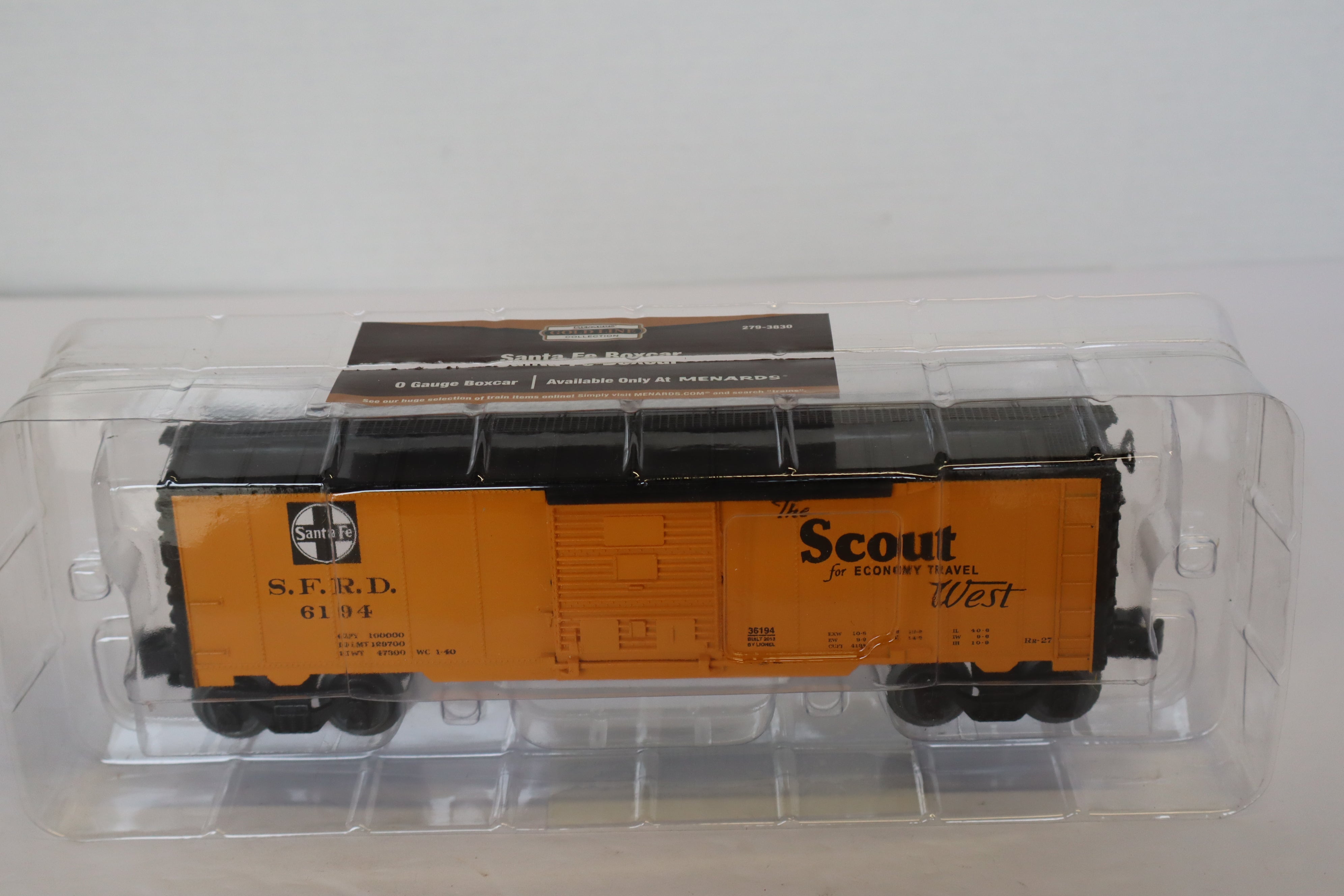 Menards #279-3830 Santa Fe Boxcar-Second hand-M7885