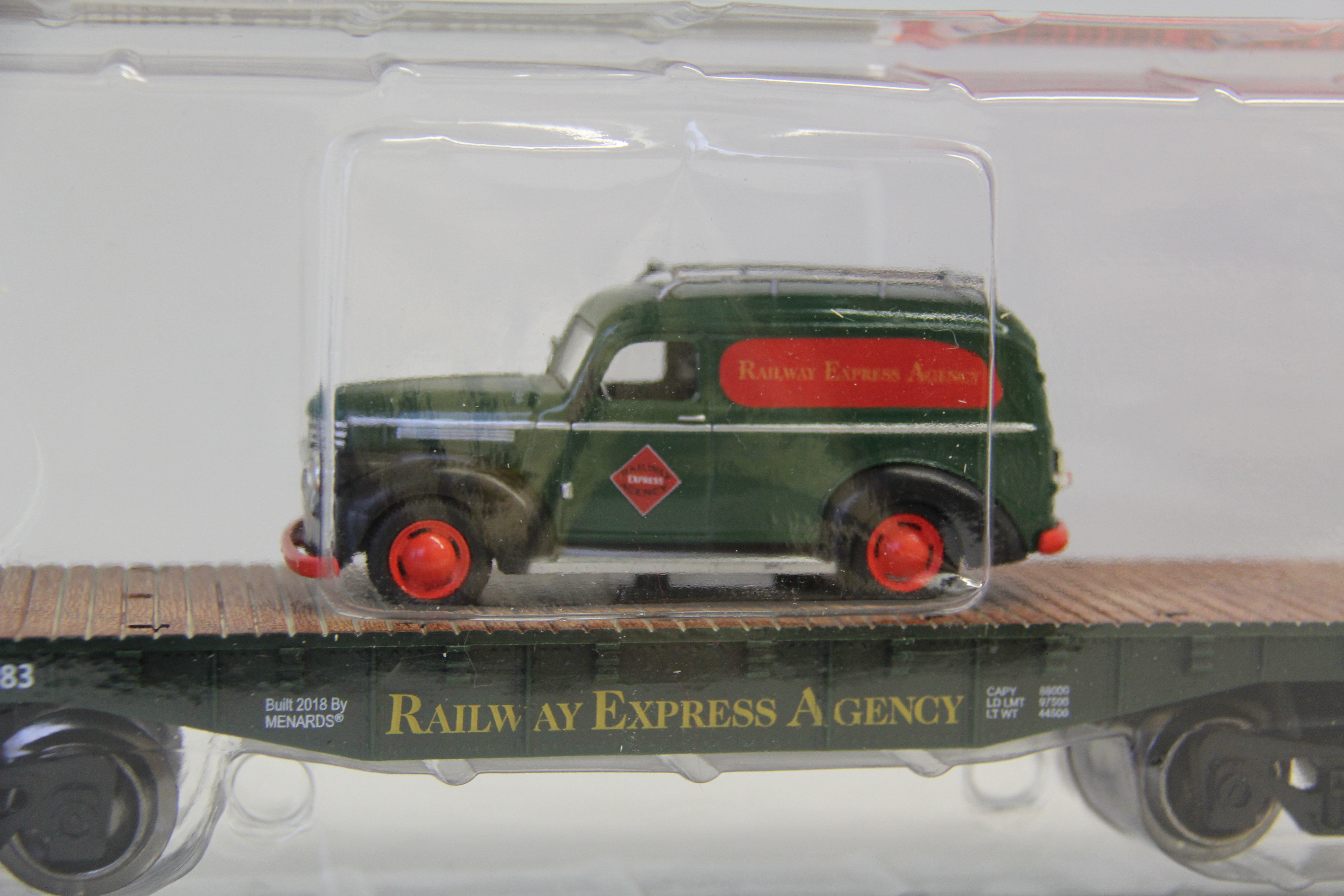 Menards 2794516 Railway Express Flatcar w. Railway Express Panel Truc