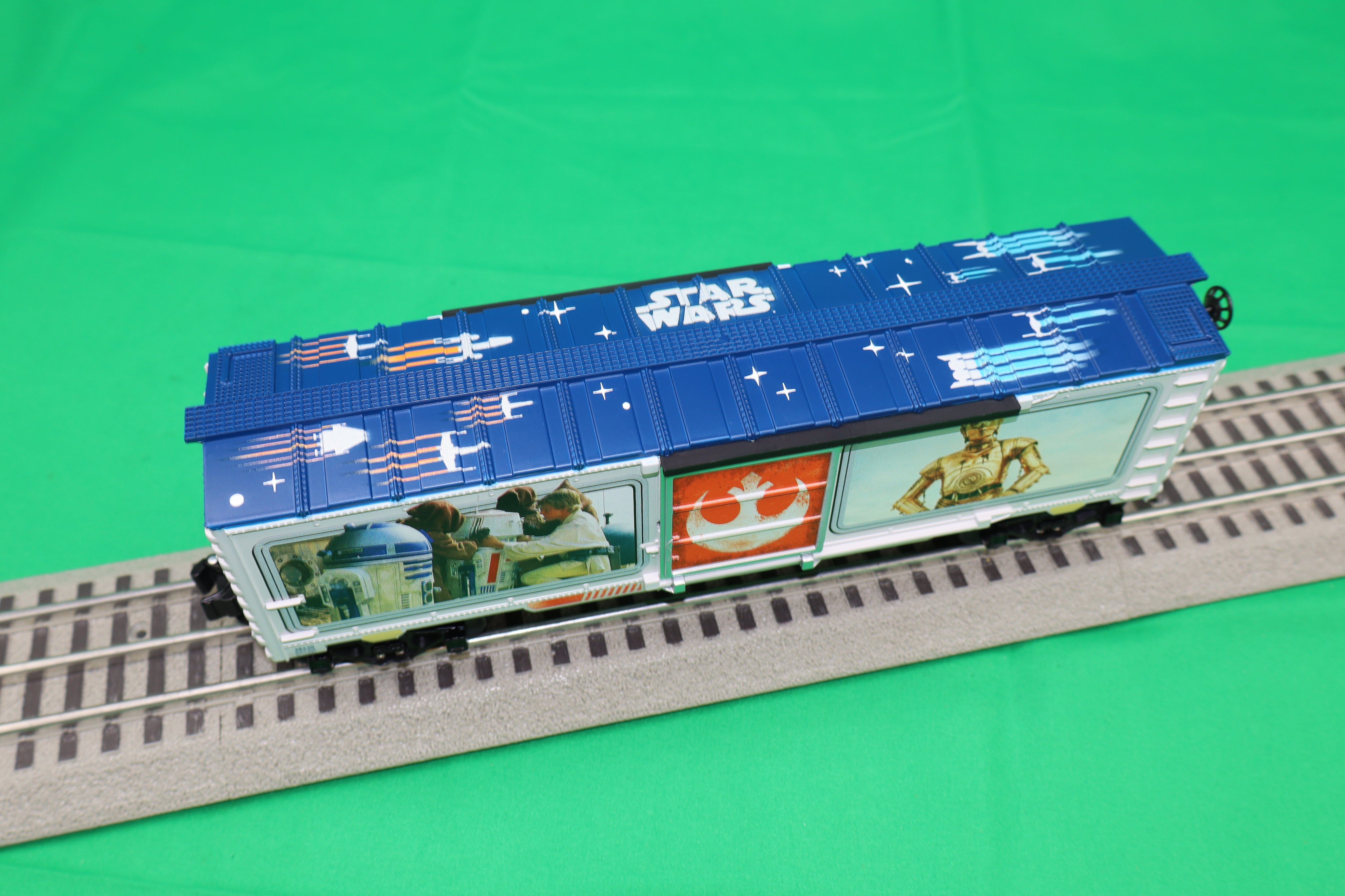 Lionel 2528230 - Star Wars - Character Boxcar "R2D2 & C3PO"