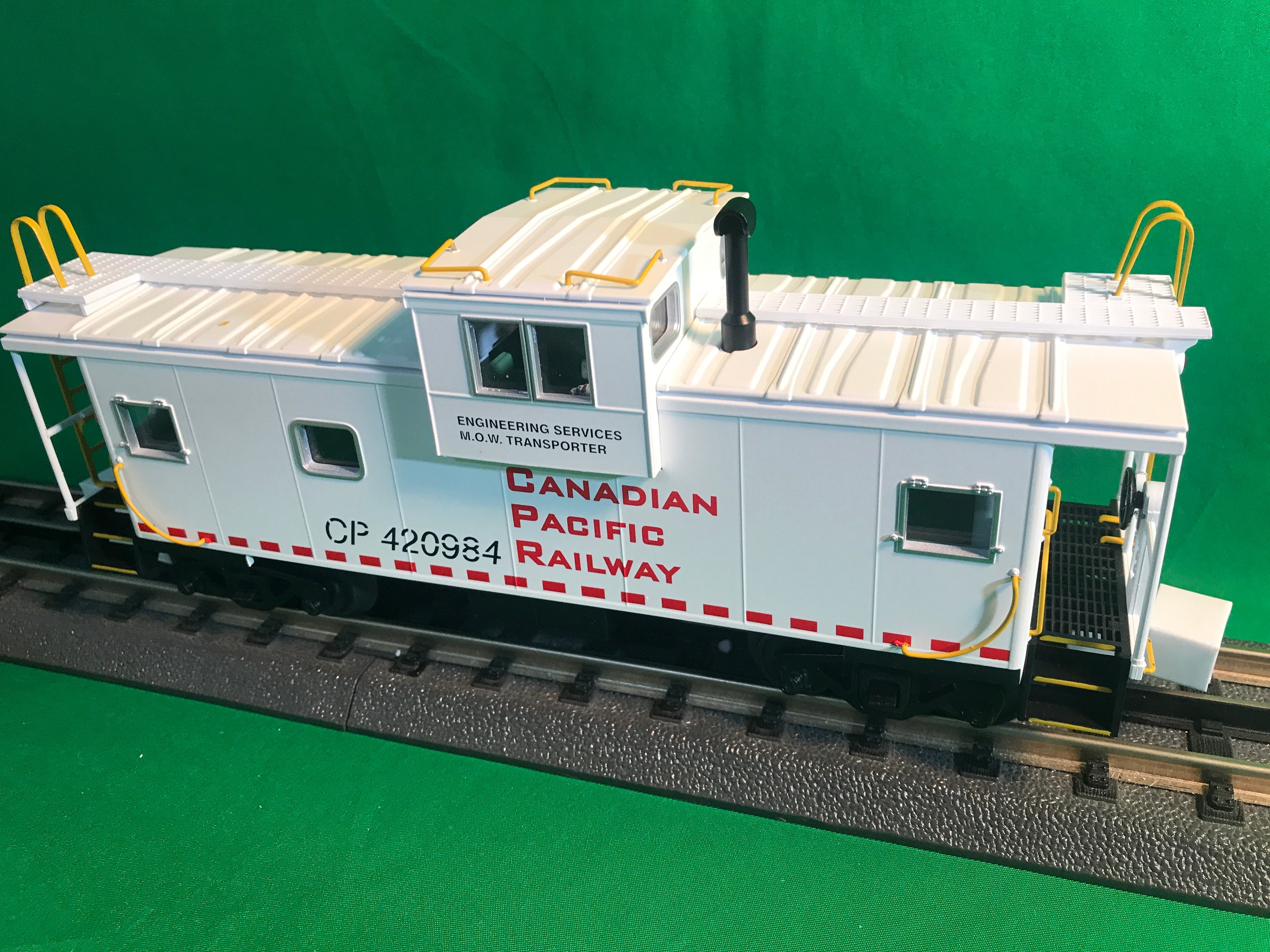 MTH 20-91675 Canadian Pacific Extended Vision Caboose-Second hand-M5081