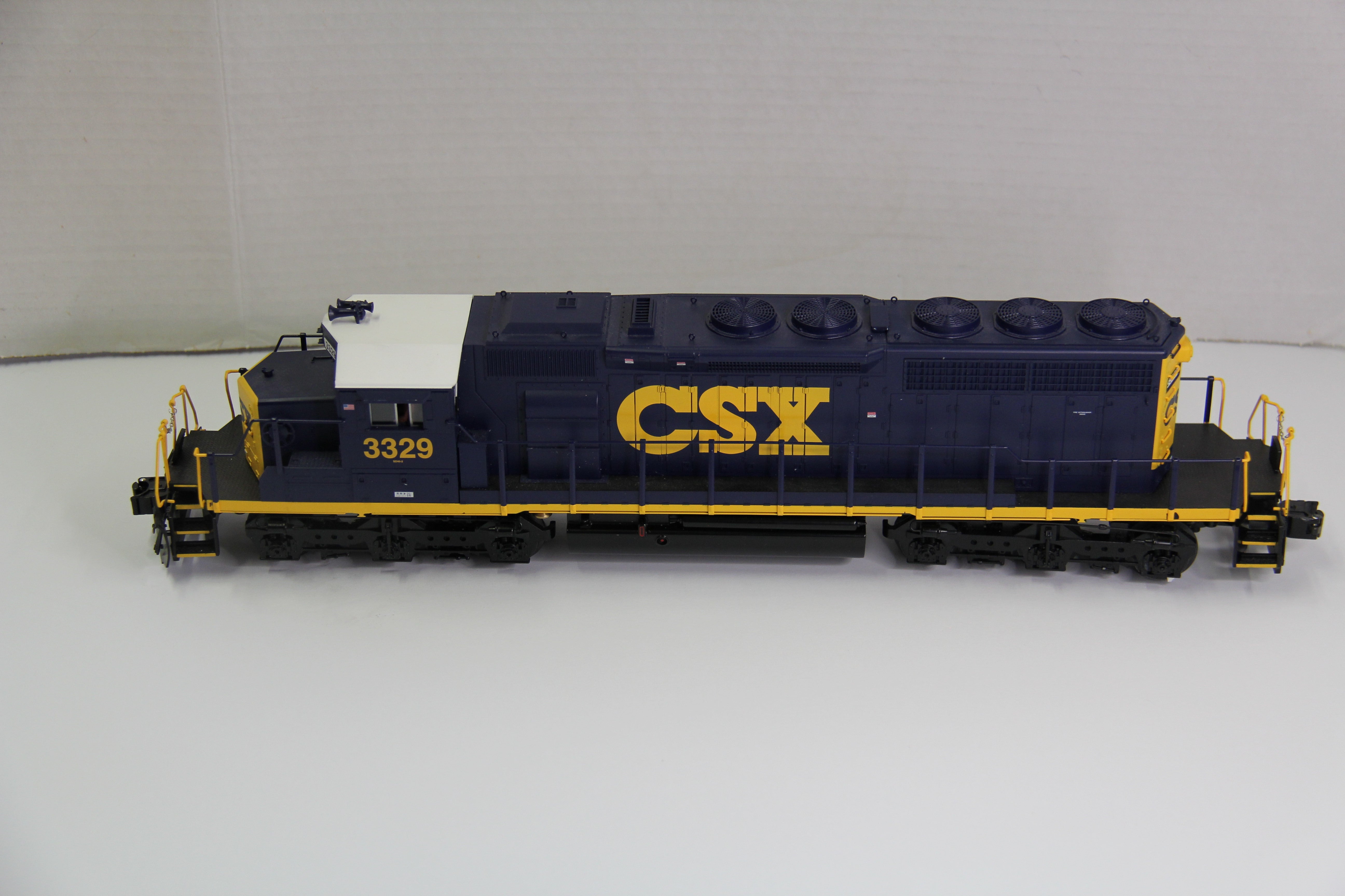 Lionel 6-28273 CSX SD40-2 Diesel Locomotive-Second hand-M4108